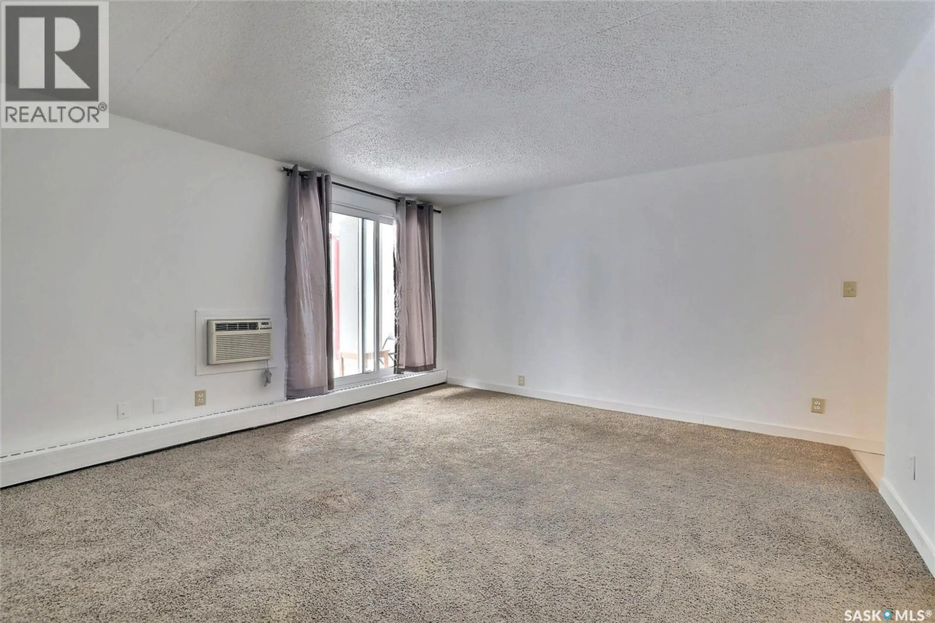 Property at #101 590 LAURIER STREET, Moose Jaw, SK