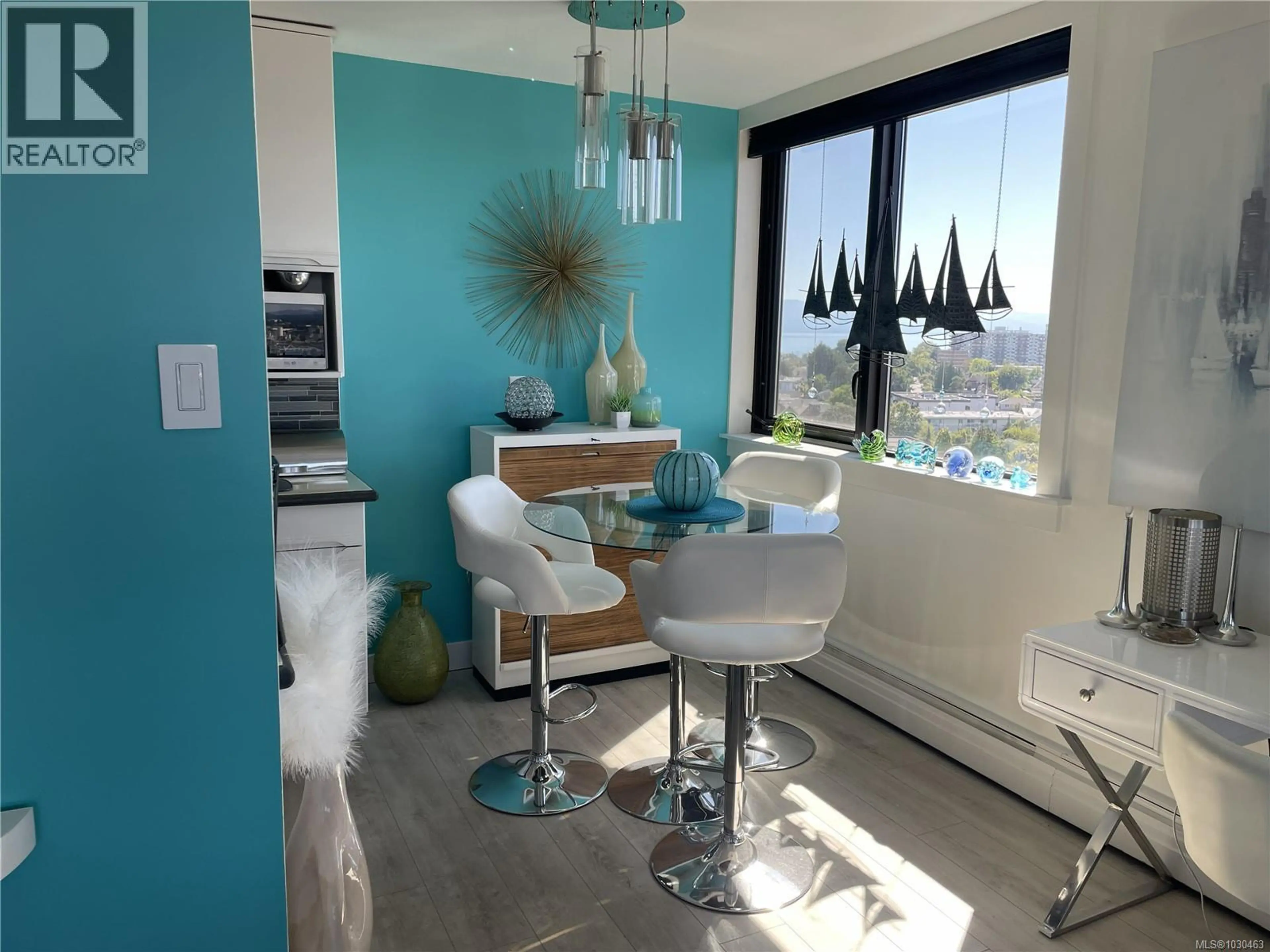 Property at #1401 647 MICHIGAN ST, Victoria, BC