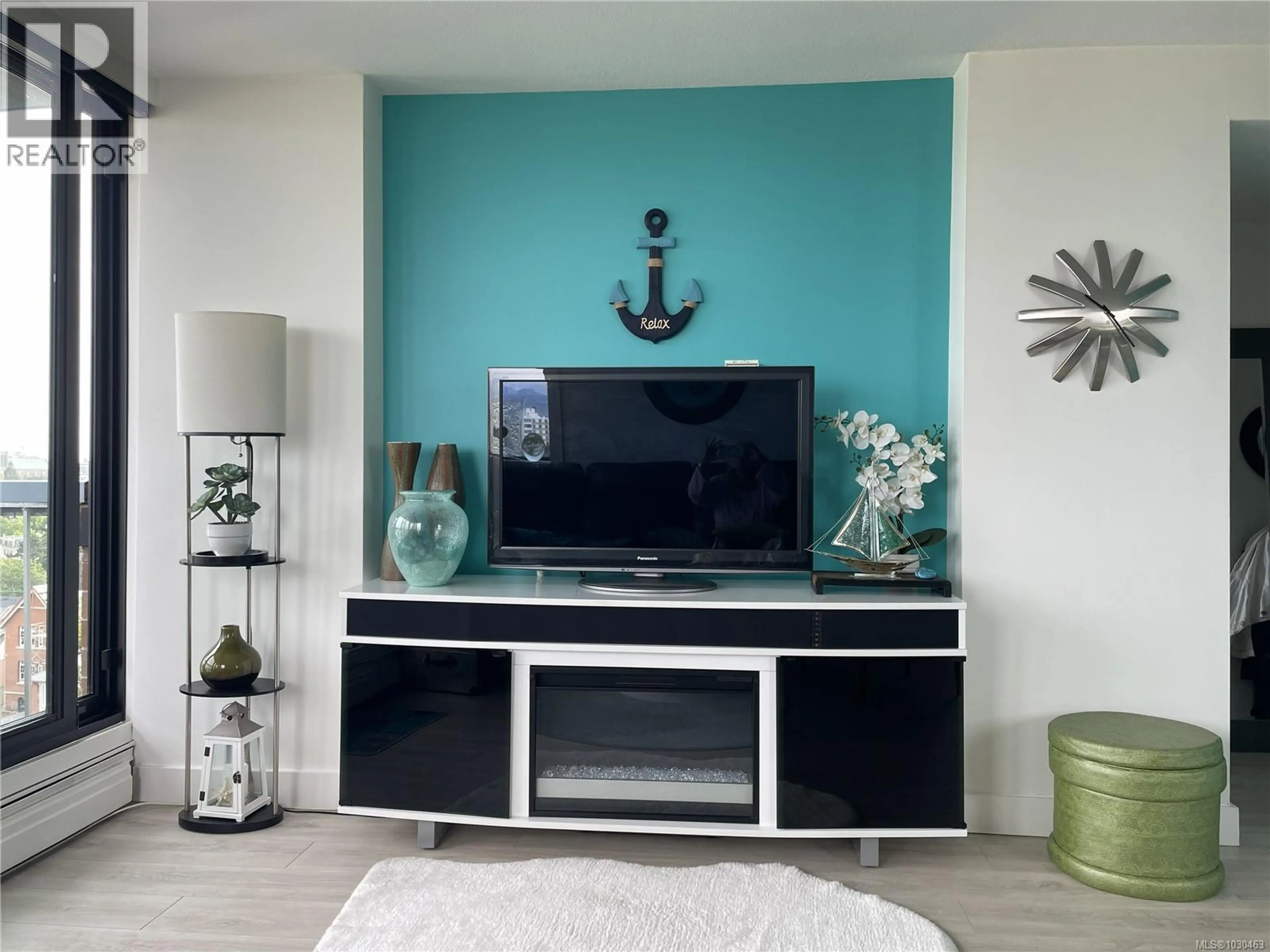 Property at #1401 647 MICHIGAN ST, Victoria, BC