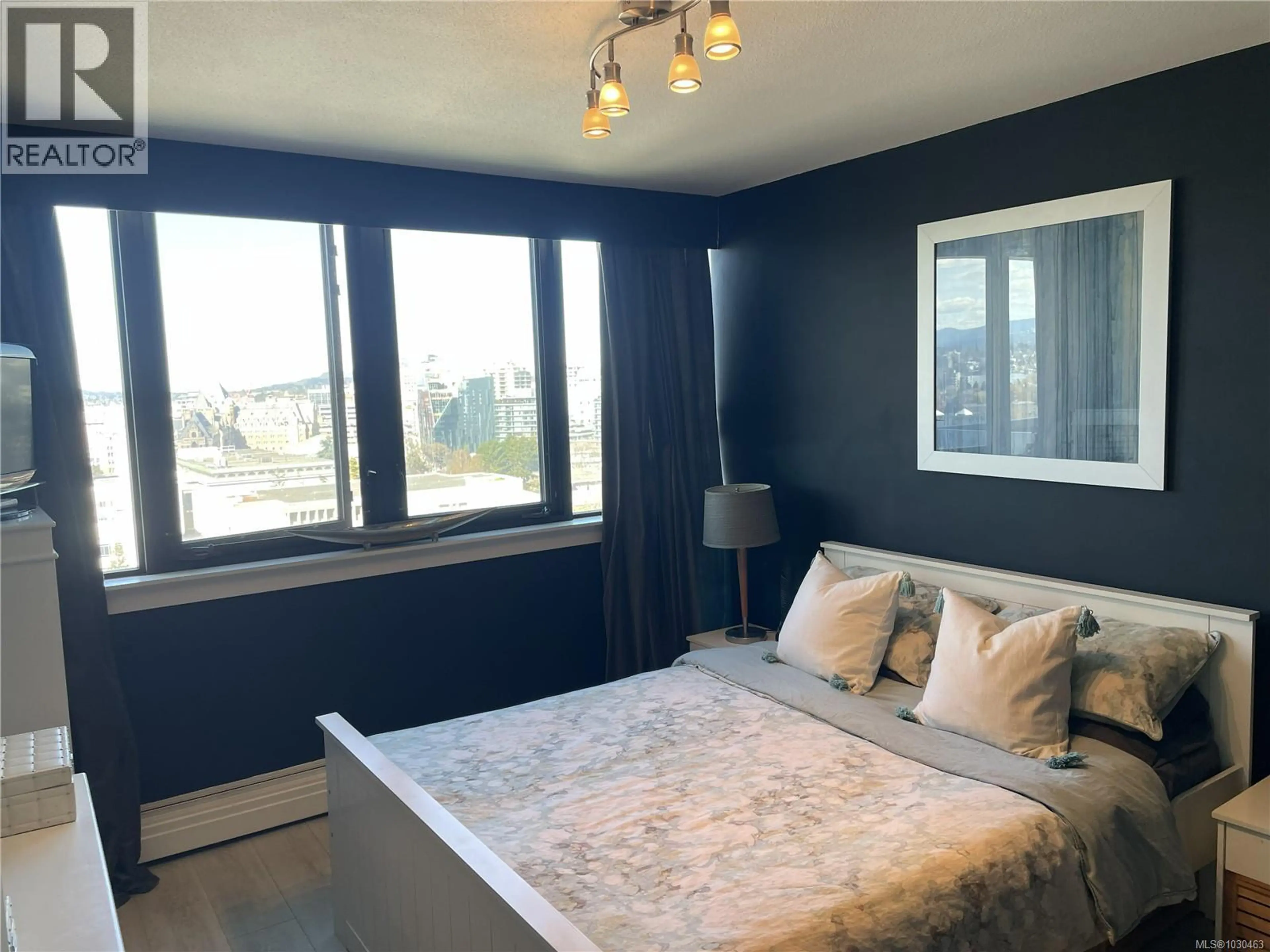 Property at #1401 647 MICHIGAN ST, Victoria, BC