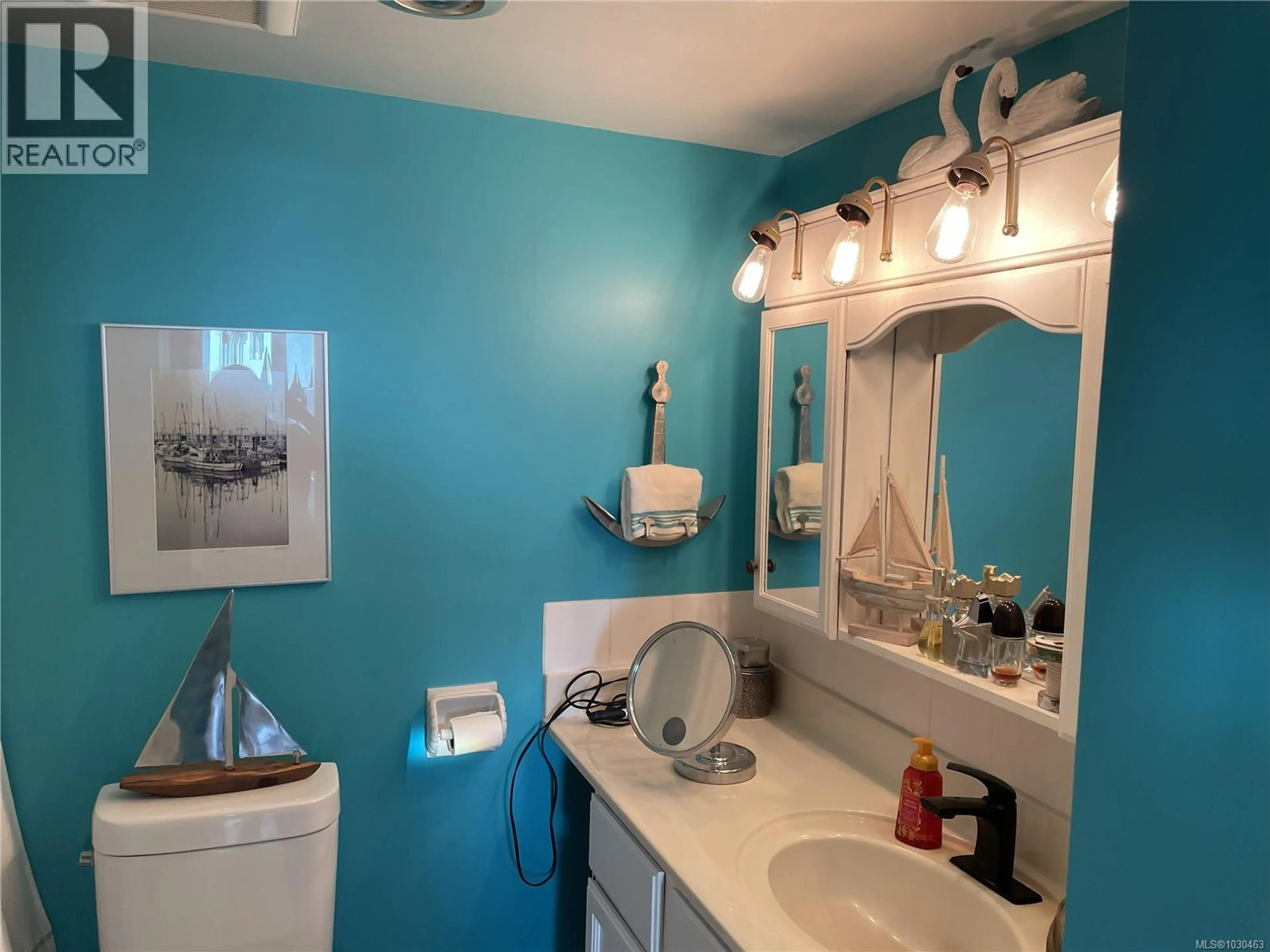 Property at #1401 647 MICHIGAN ST, Victoria, BC