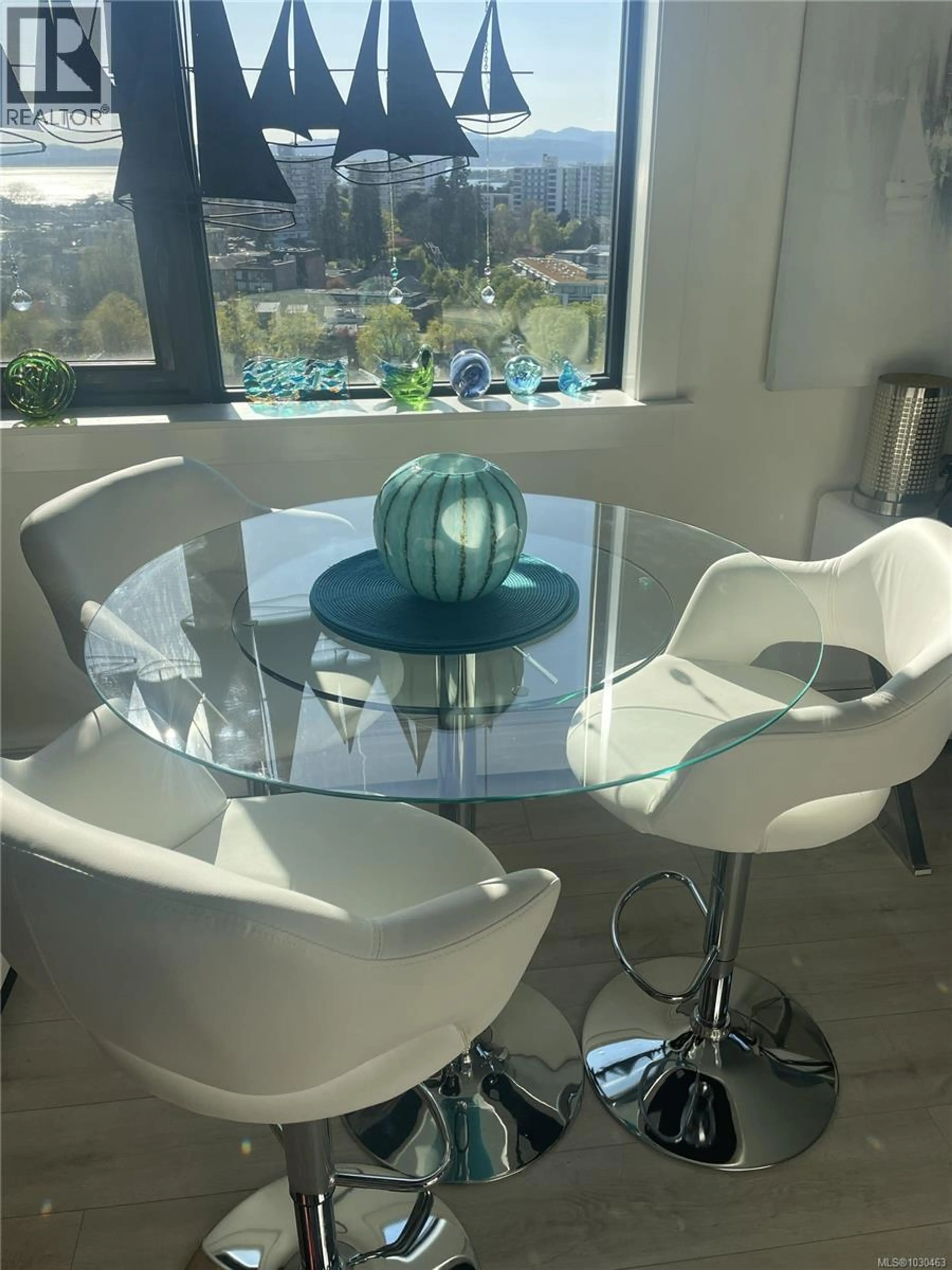 Property at #1401 647 MICHIGAN ST, Victoria, BC