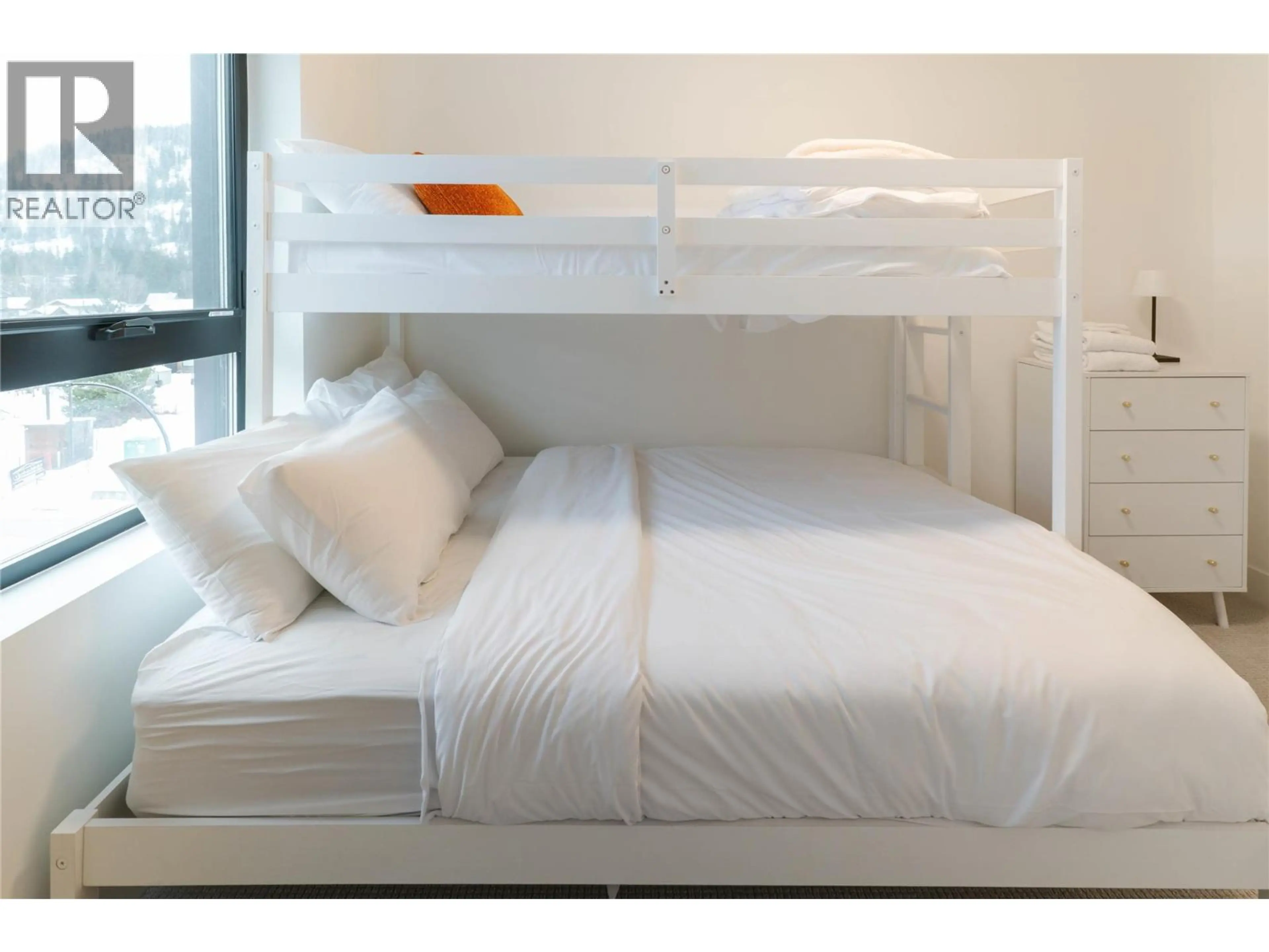 Property at #1401 1701 COURSIER AVENUE, Revelstoke, BC