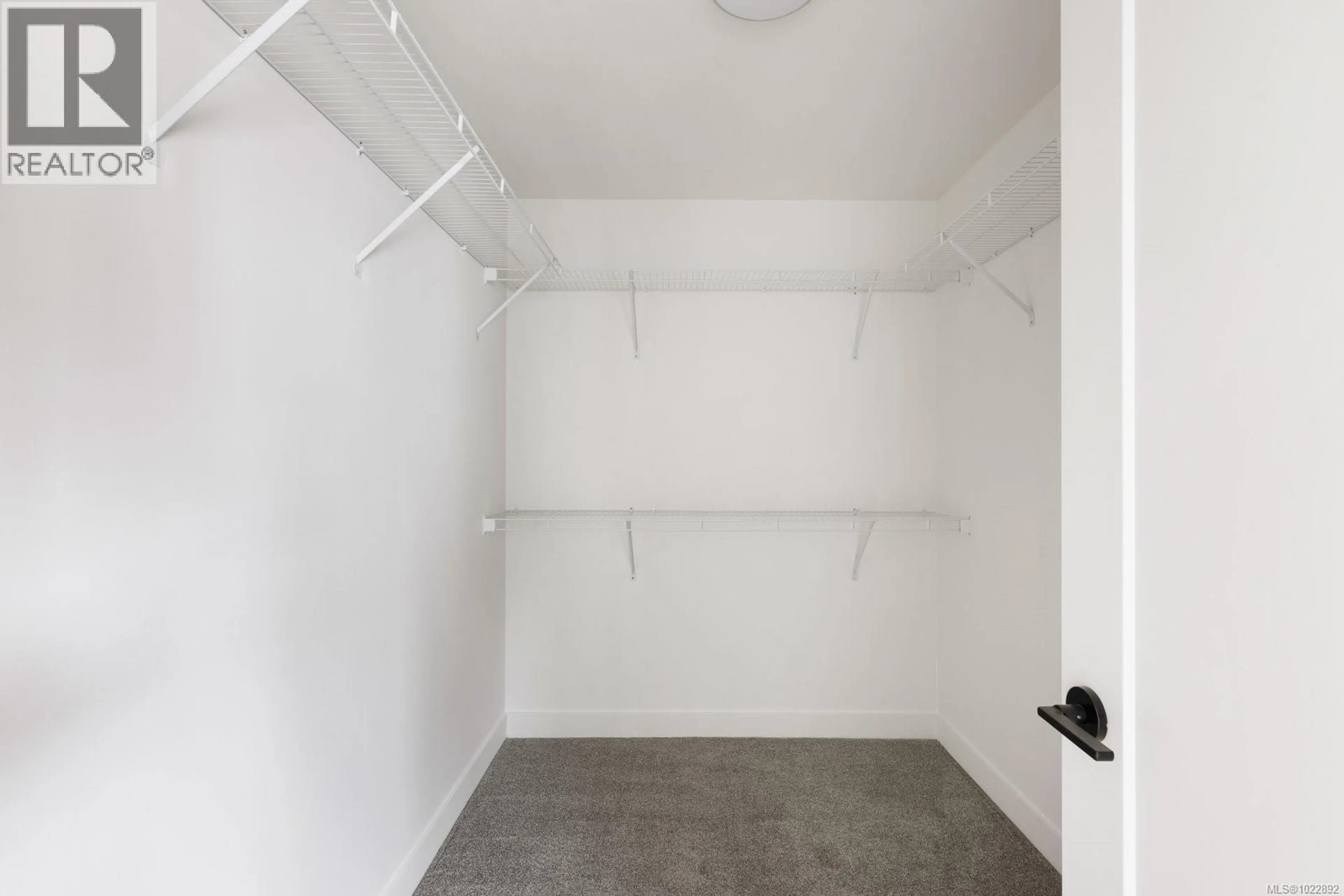 Property at 924 ROSEFINCH PL, Langford, BC