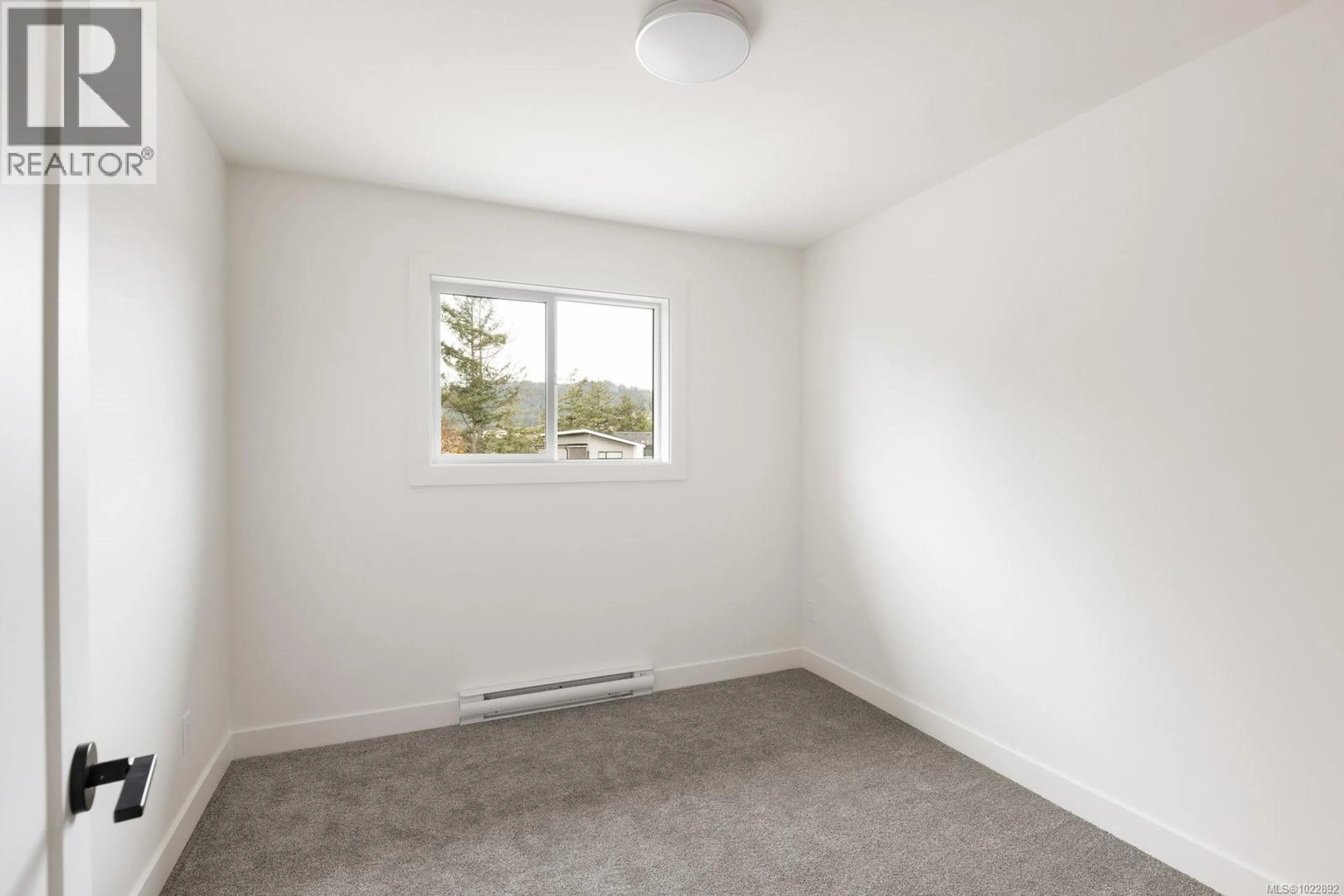 Property at 924 ROSEFINCH PL, Langford, BC