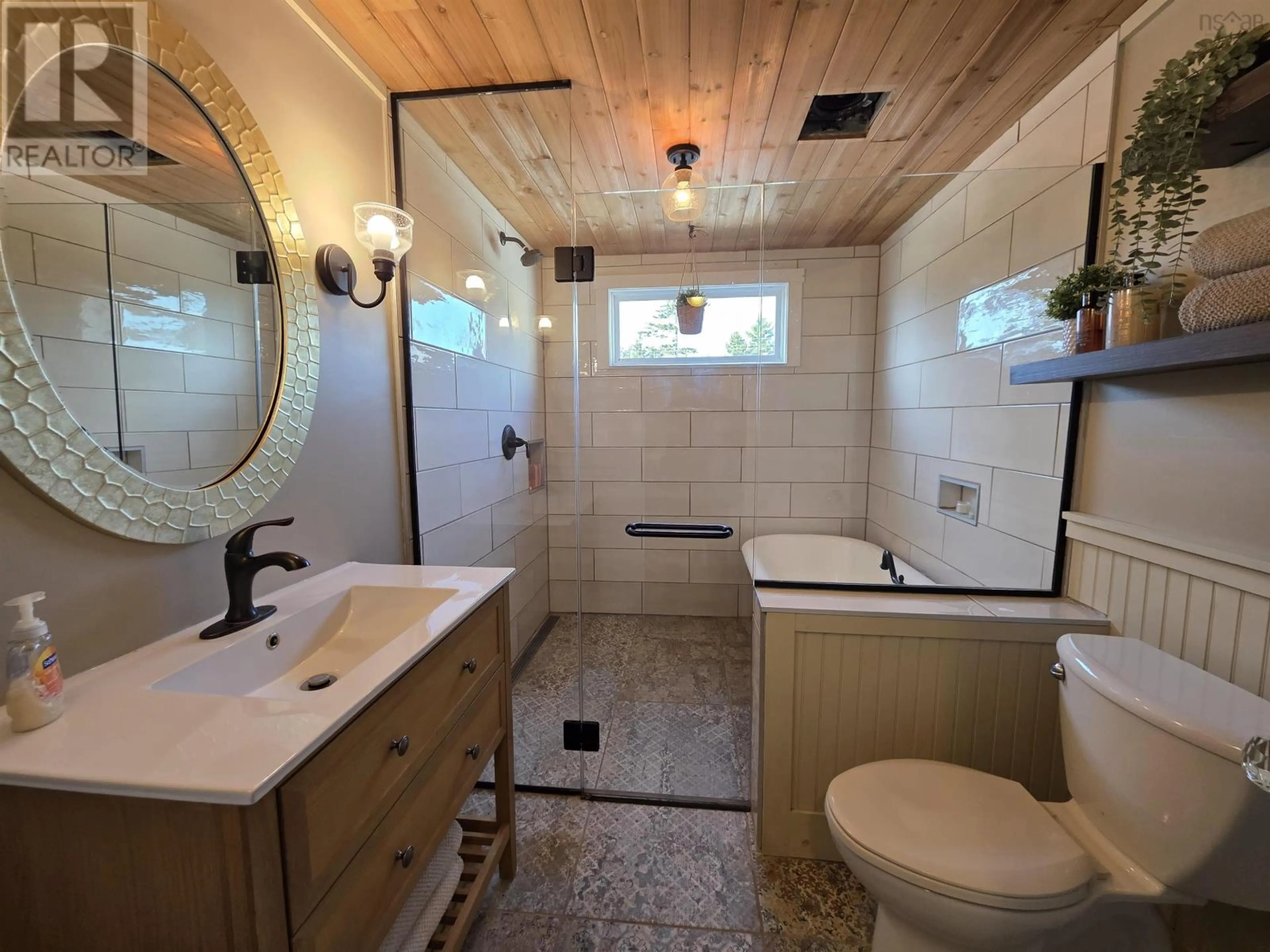 Property at 123 MOUNT EDWARD ROAD, Dartmouth, NS