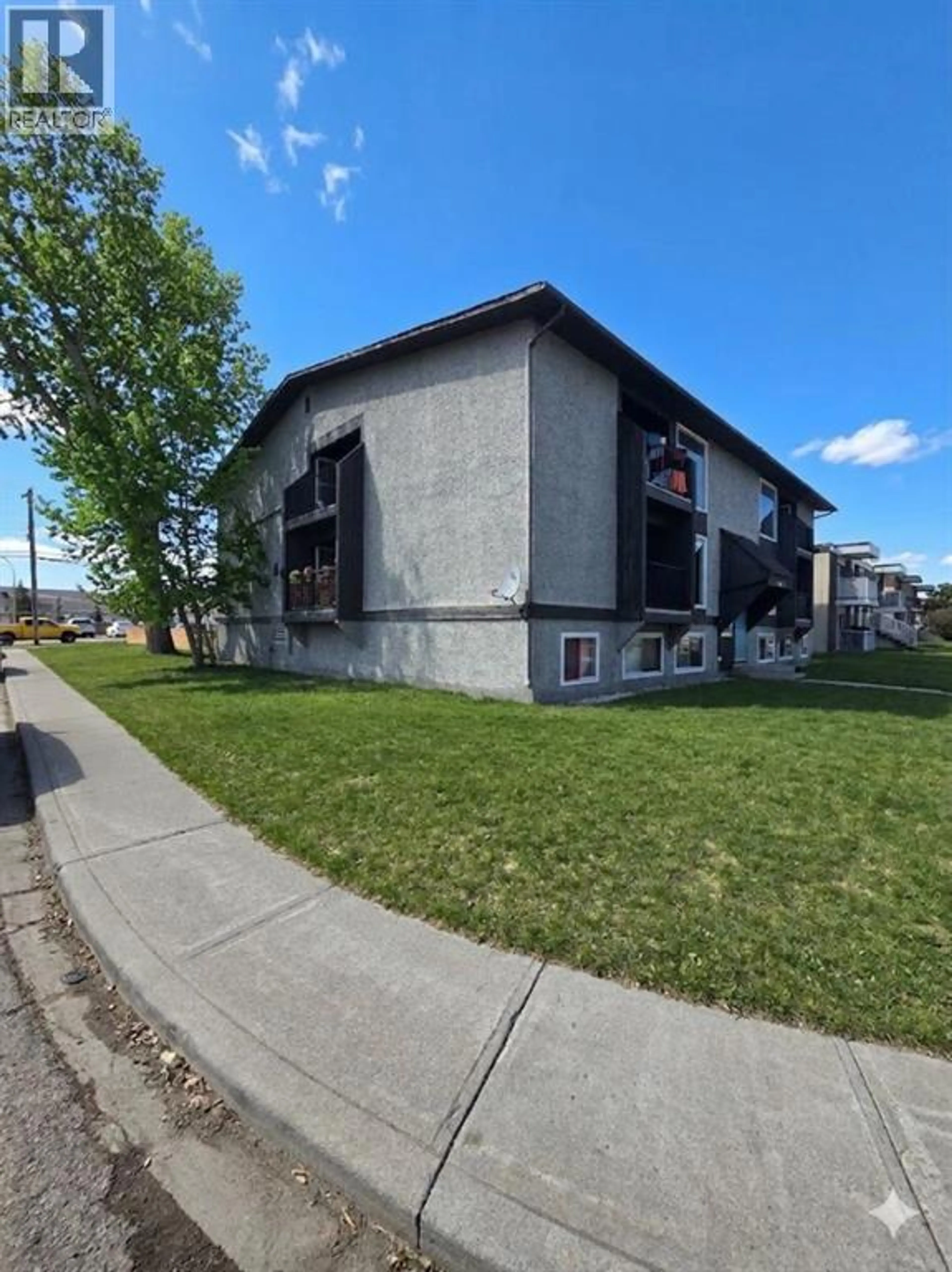 Property at 4503 73 STREET NW, Calgary, AB