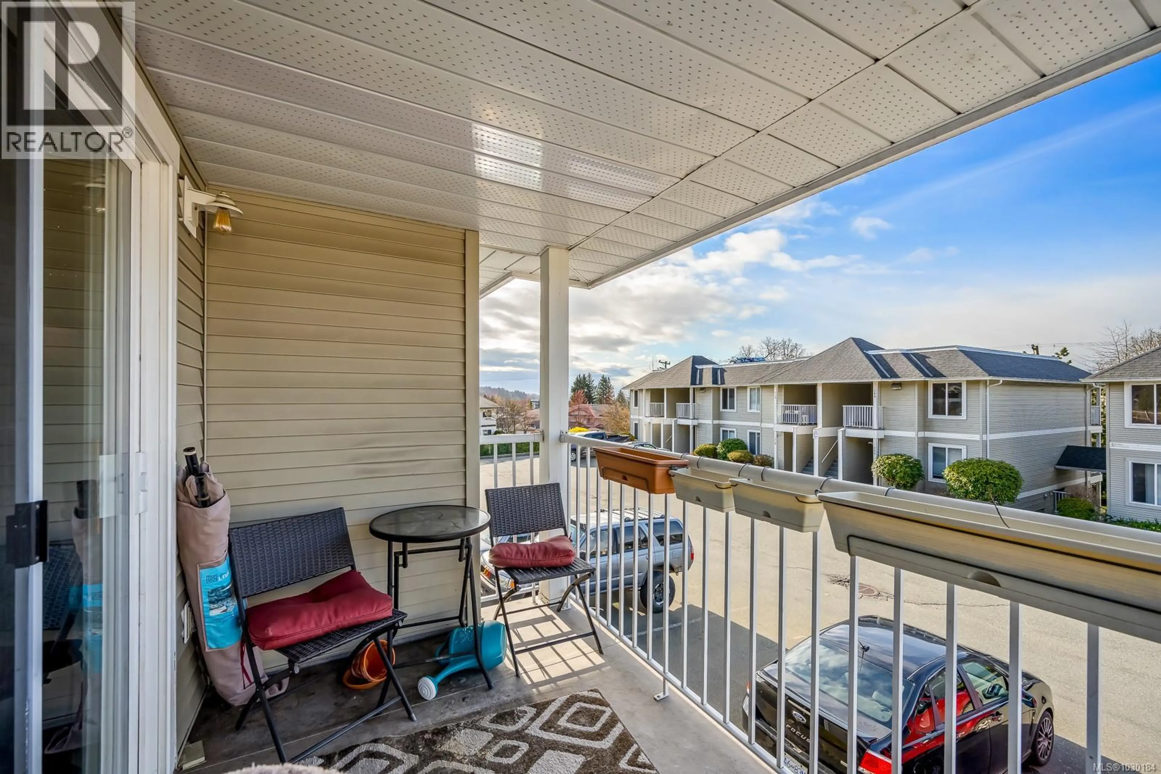 Property at #204 130 BACK RD, Courtenay, BC