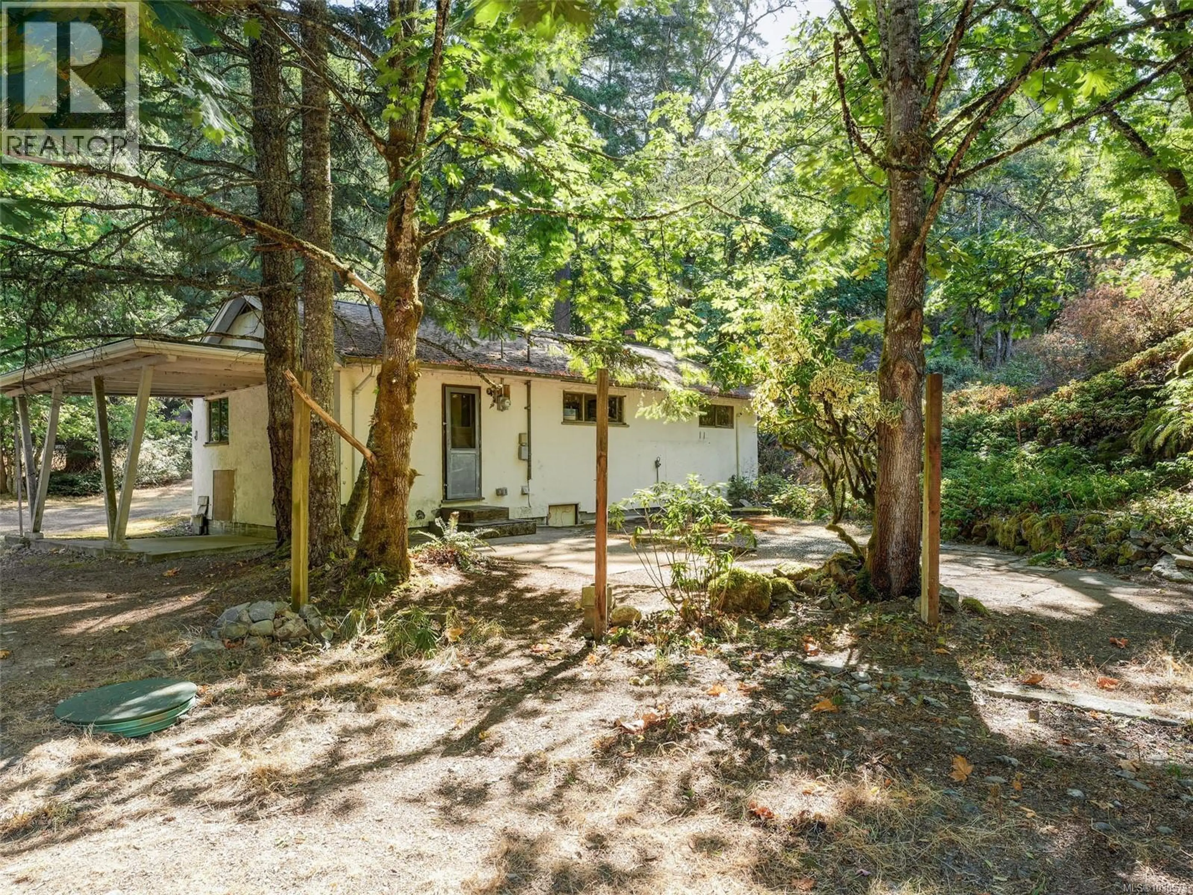 Property at 5142 WEST SAANICH RD, Saanich, BC