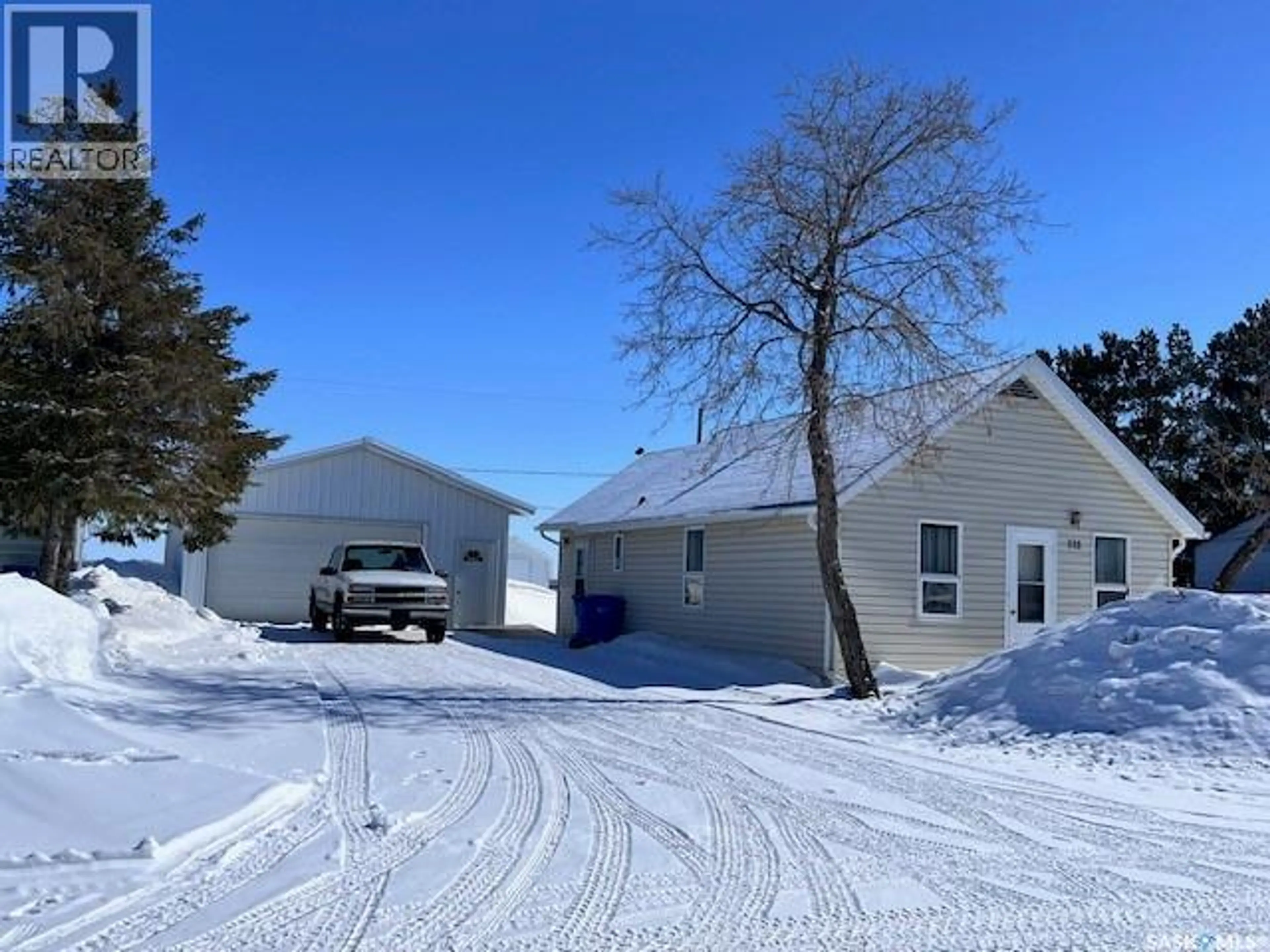 Property at 332 RUTTLE AVENUE, Kinistino, SK
