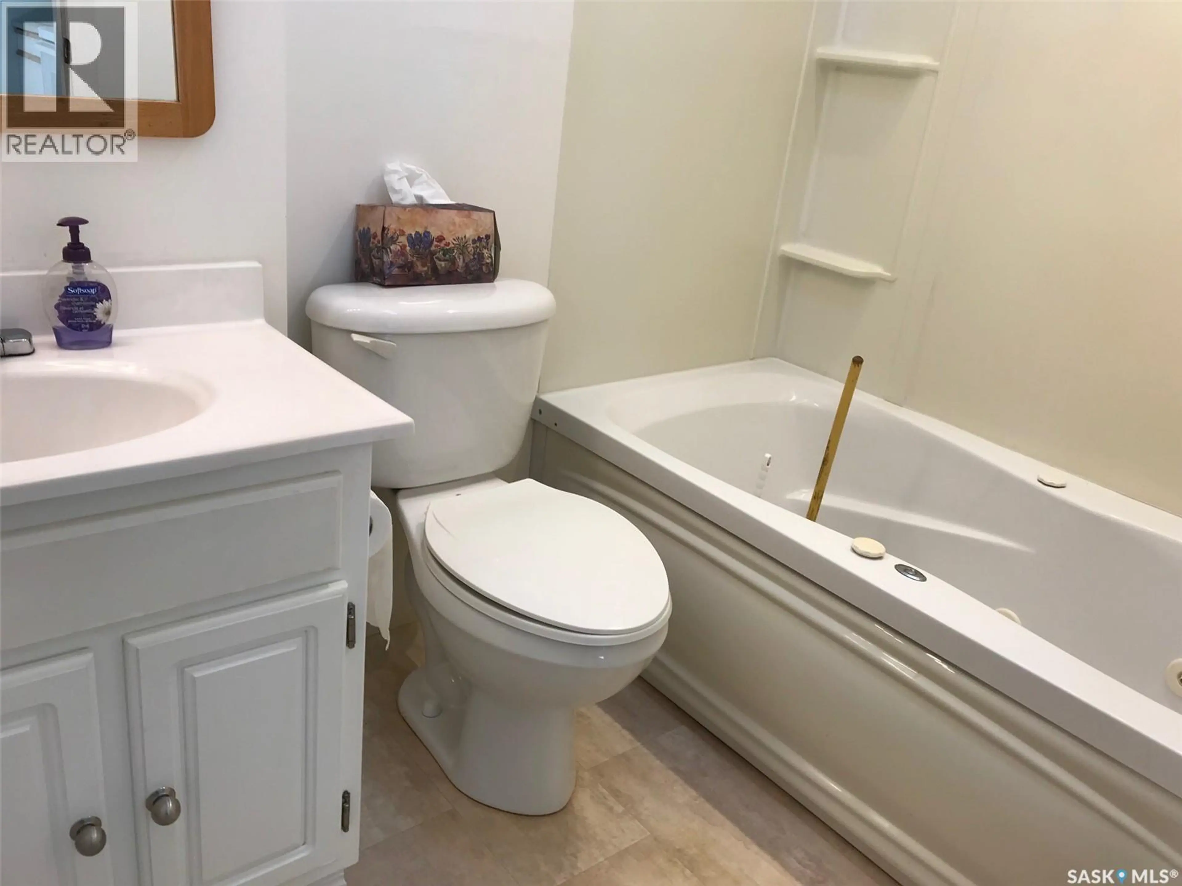 Property at 332 RUTTLE AVENUE, Kinistino, SK