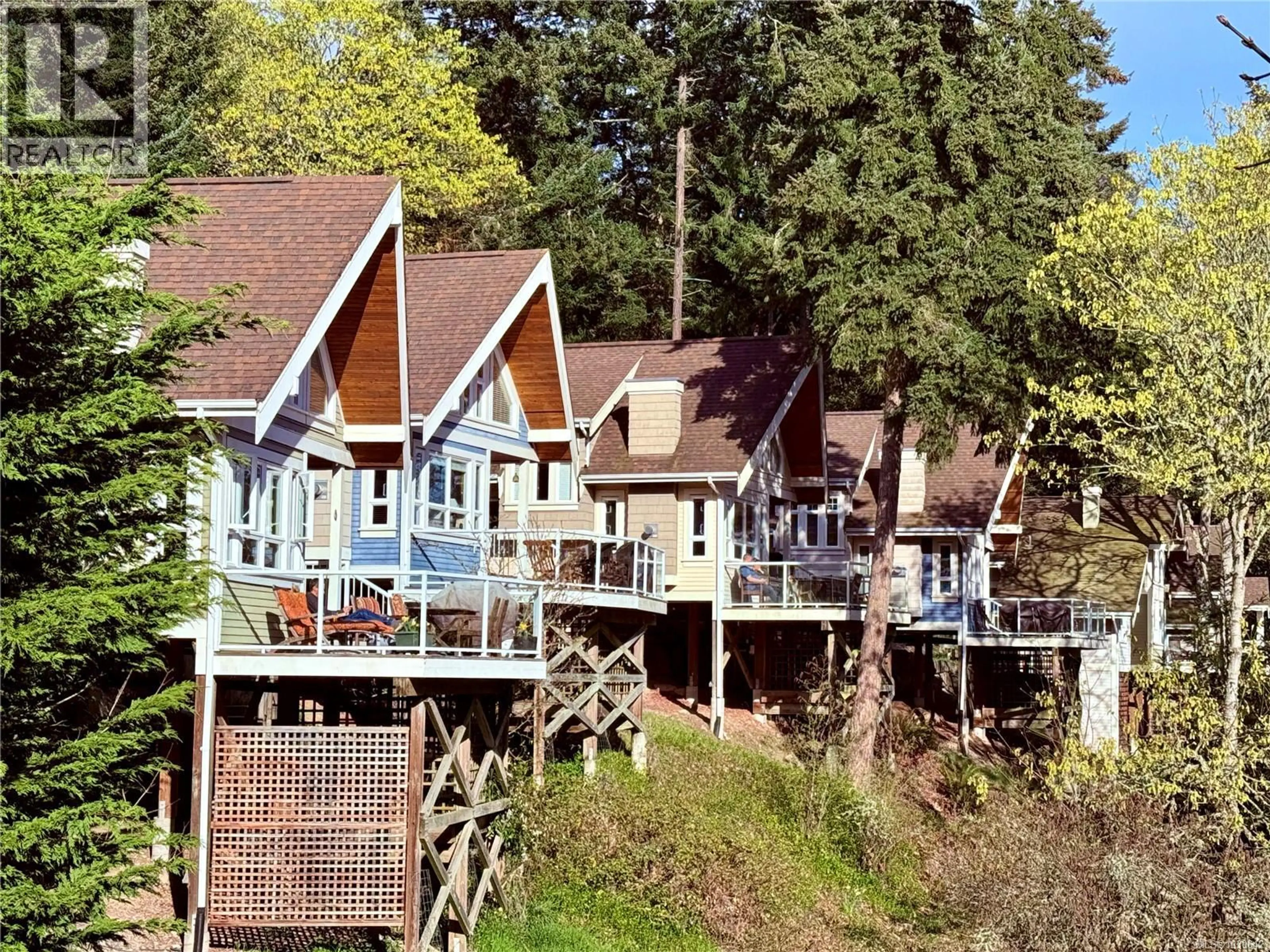 Property at #29A 2315 MACKINNON RD, Pender Island, BC