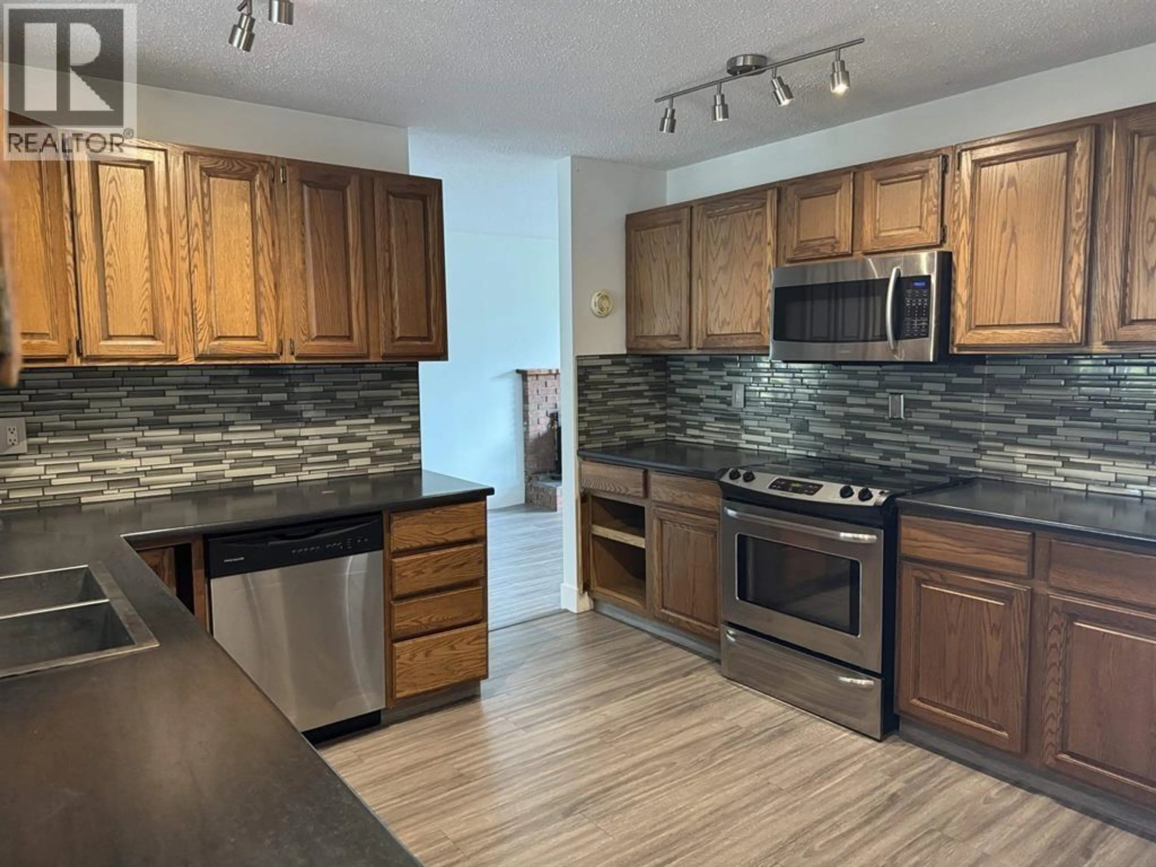 Property at 234 CENTENNIAL DRIVE, Mackenzie, BC