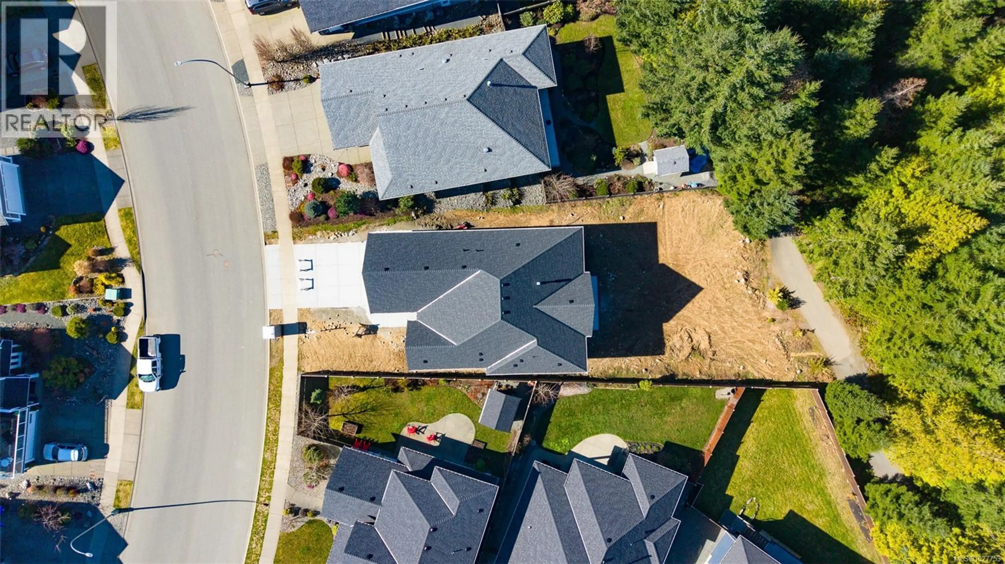 Property at 1202 CROWN ISLE BLVD, Courtenay, BC