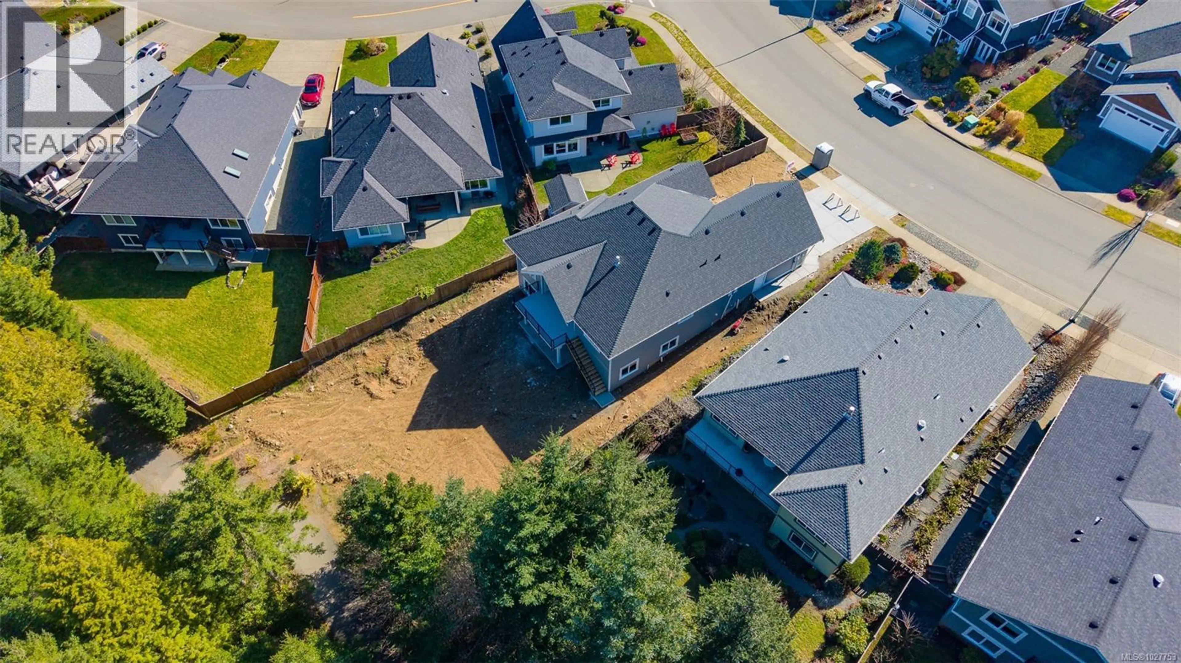 Property at 1202 CROWN ISLE BLVD, Courtenay, BC