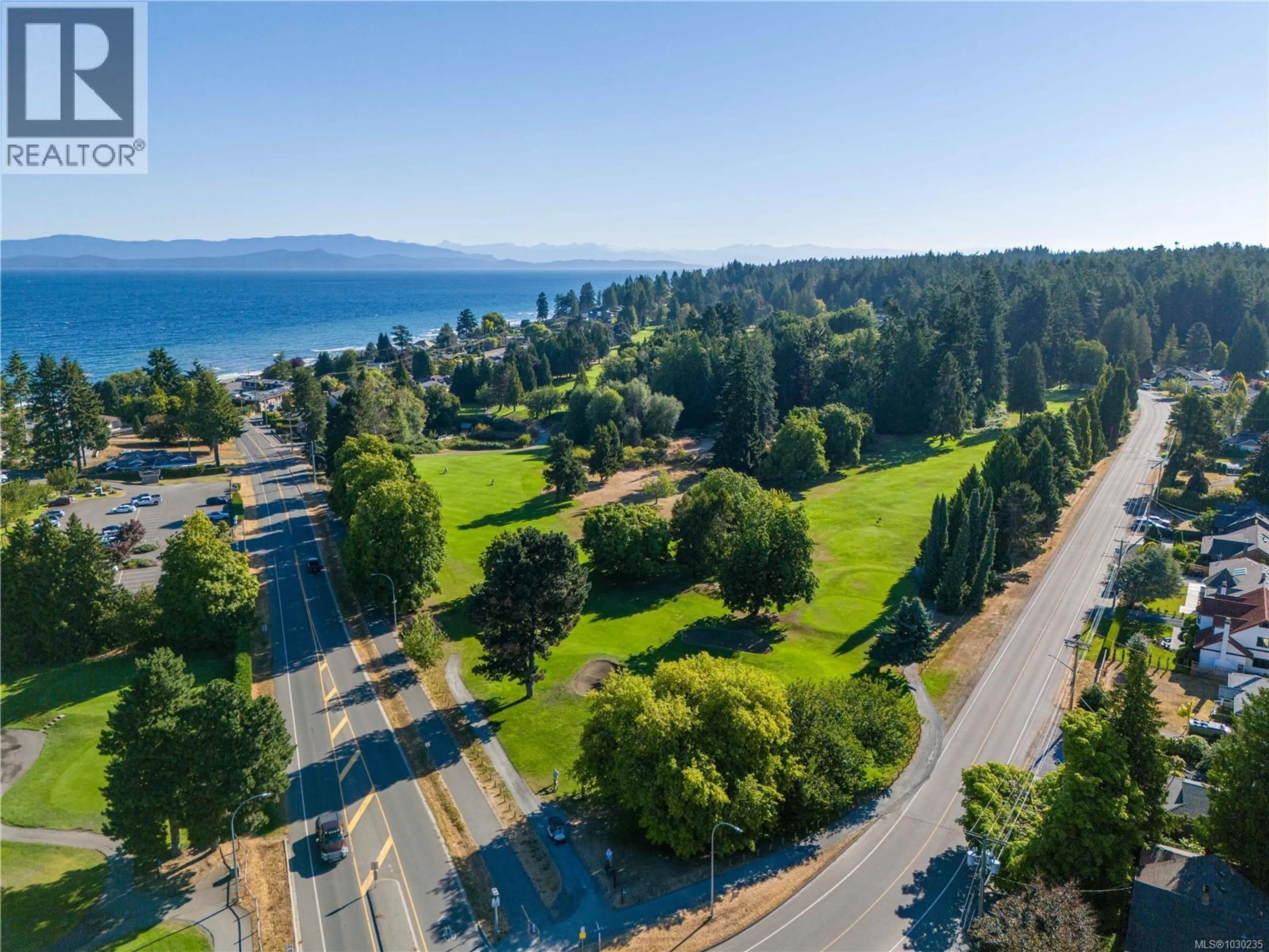 Property at 158 CRESCENT RD E, Qualicum Beach, BC