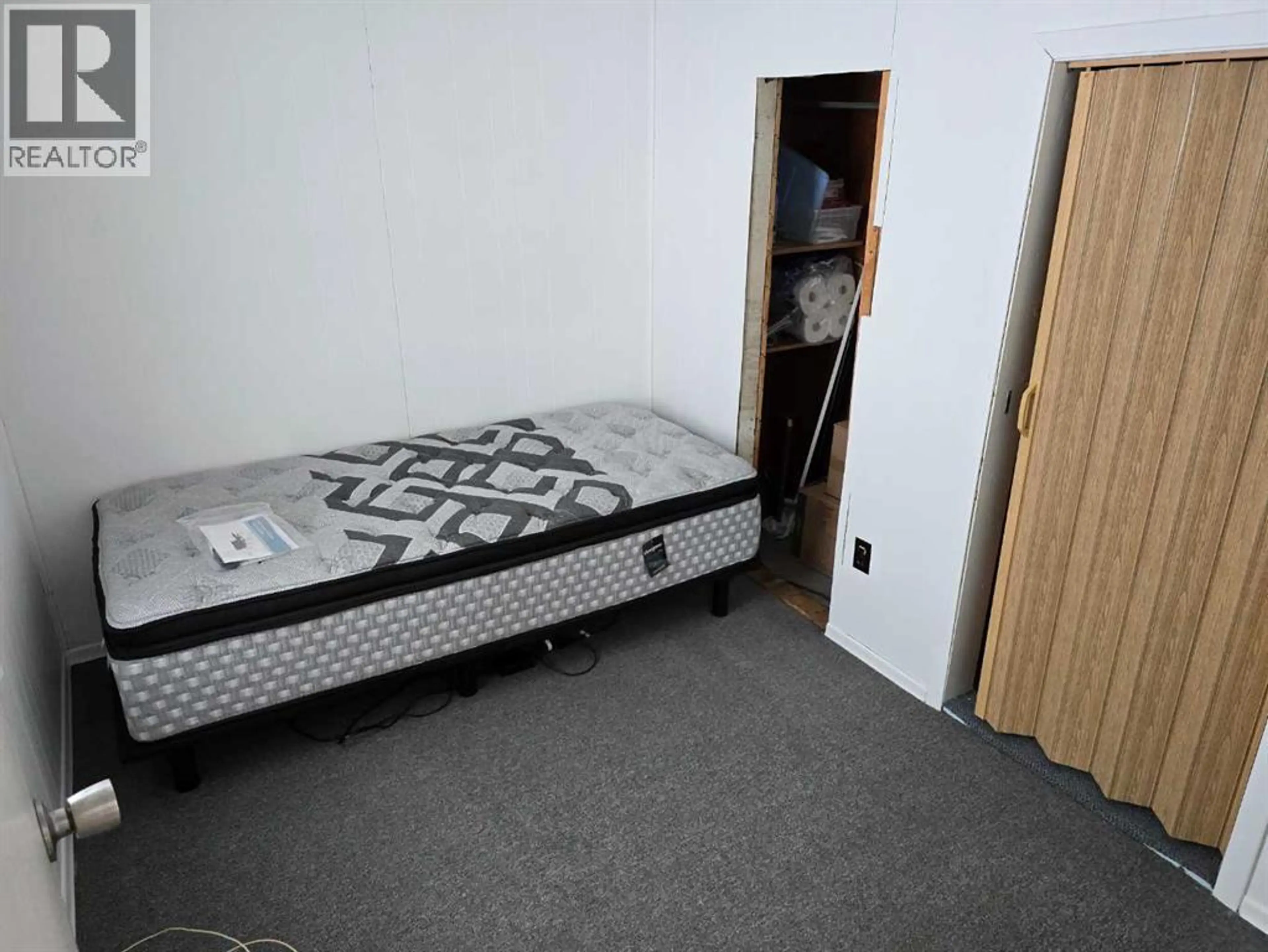 Property at 5208 55 AVENUE, Grimshaw, AB