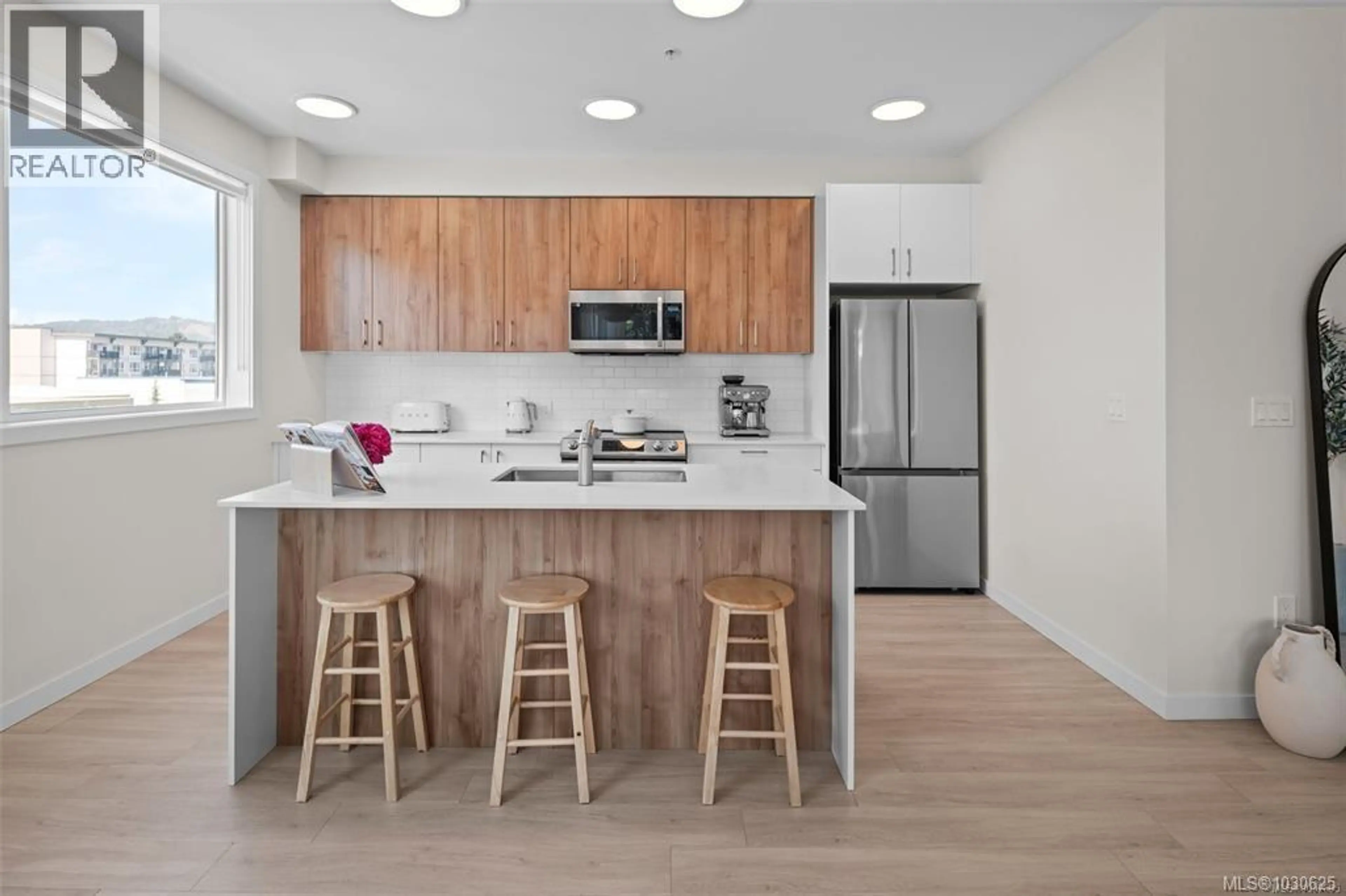 Property at #301 842 ORONO AVE, Langford, BC