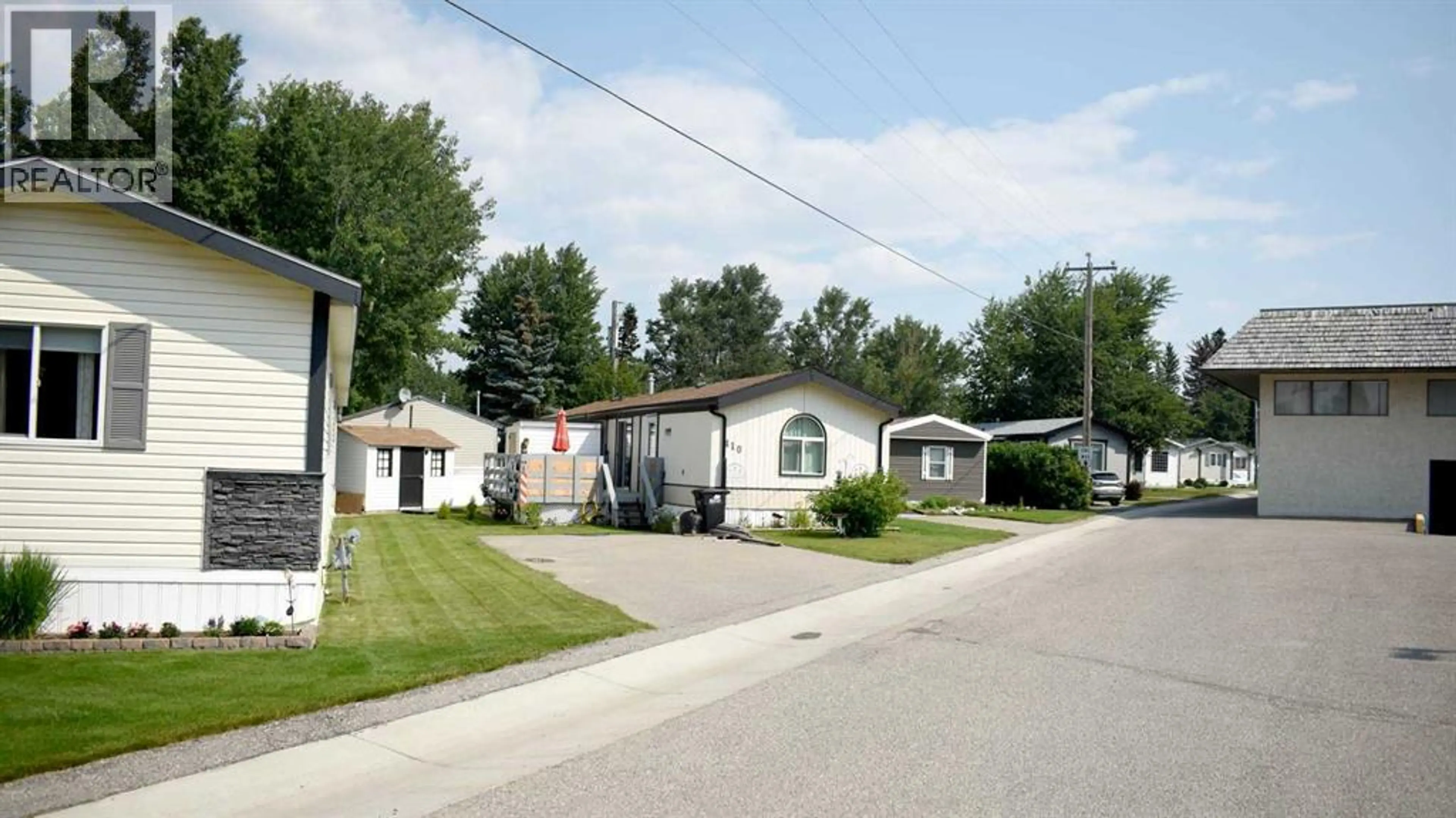 Property at 700 CARMICHAEL, Hinton, AB