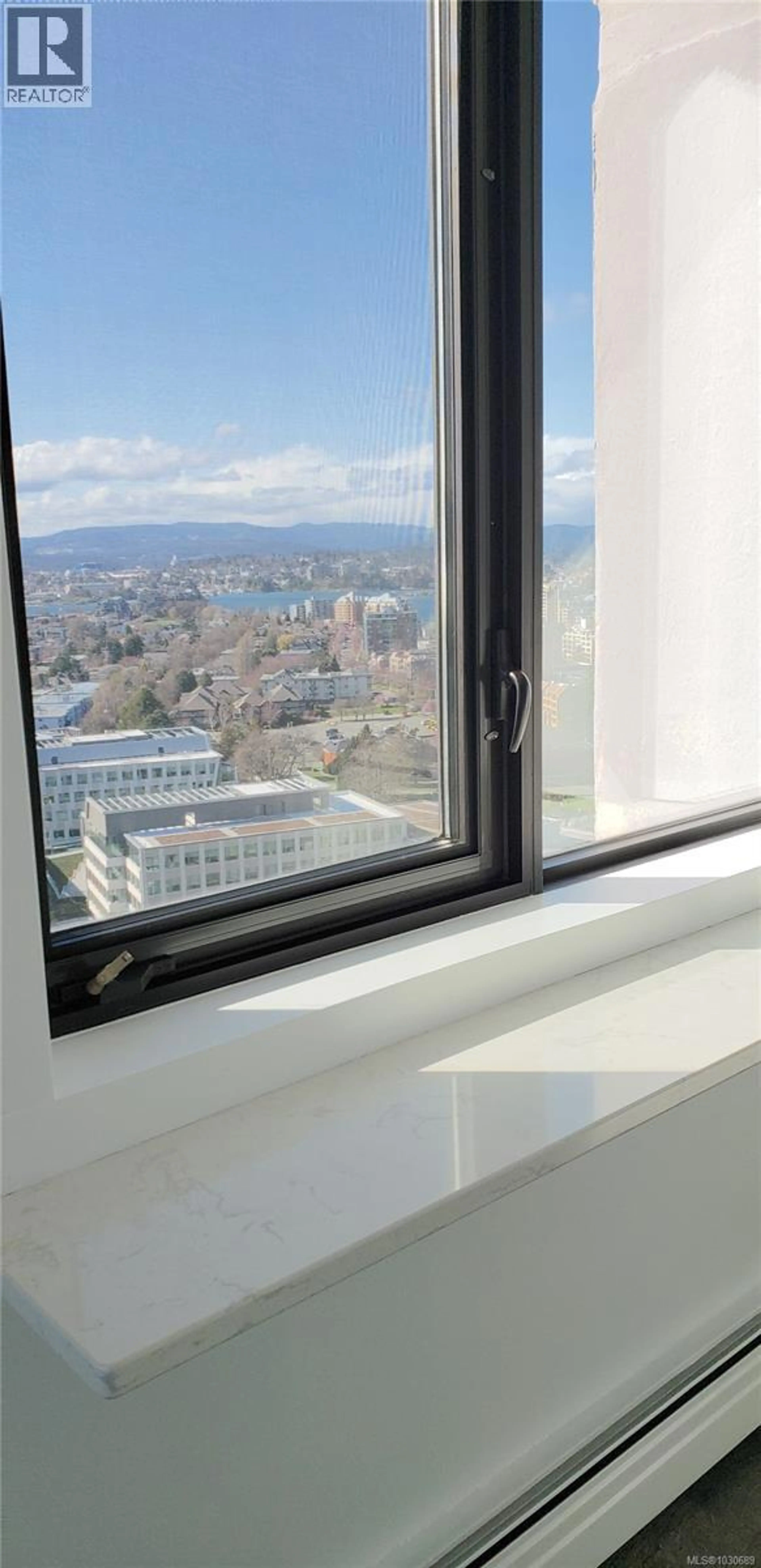 Property at #2210 647 MICHIGAN ST, Victoria, BC