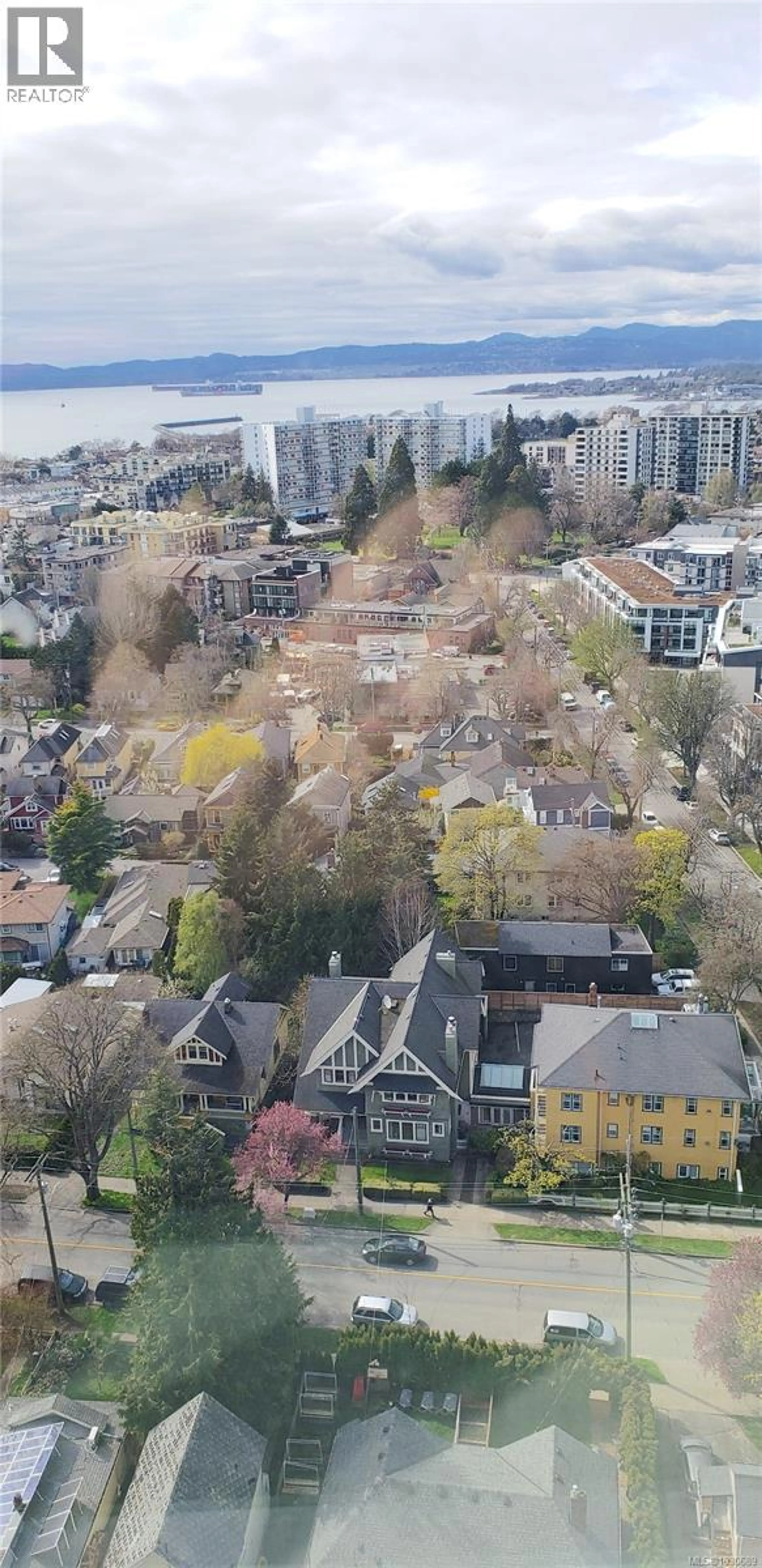 Property at #2210 647 MICHIGAN ST, Victoria, BC