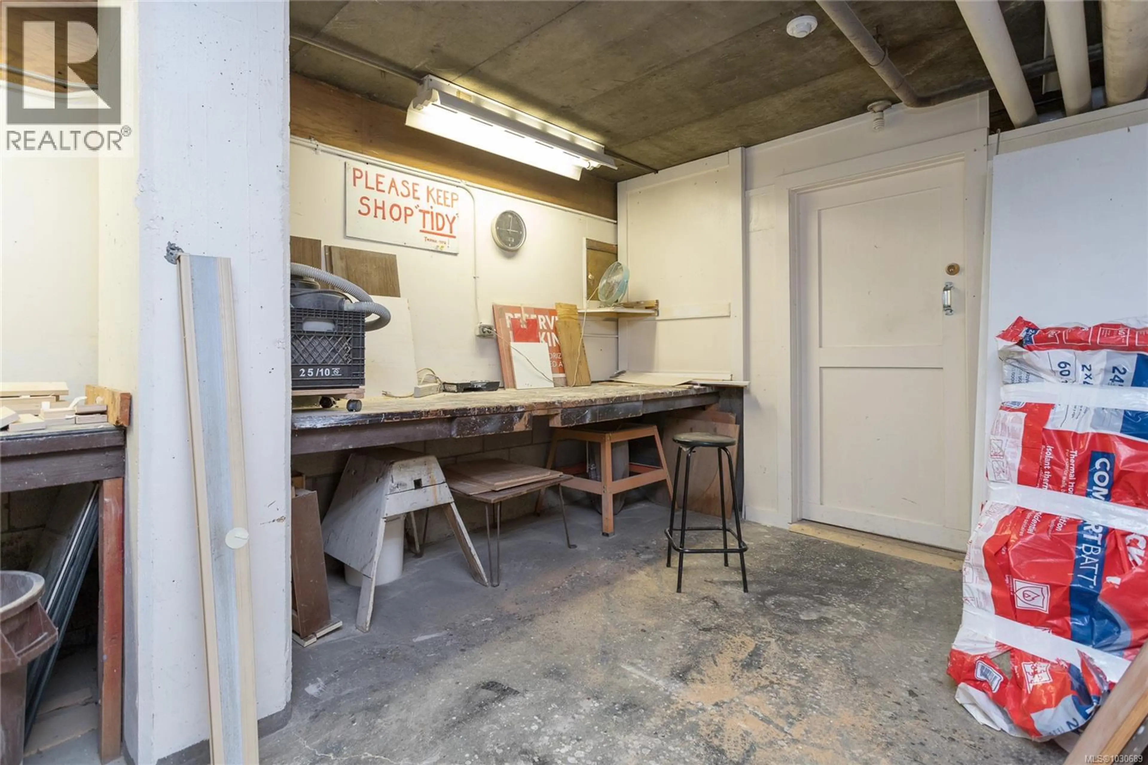 Property at #2210 647 MICHIGAN ST, Victoria, BC