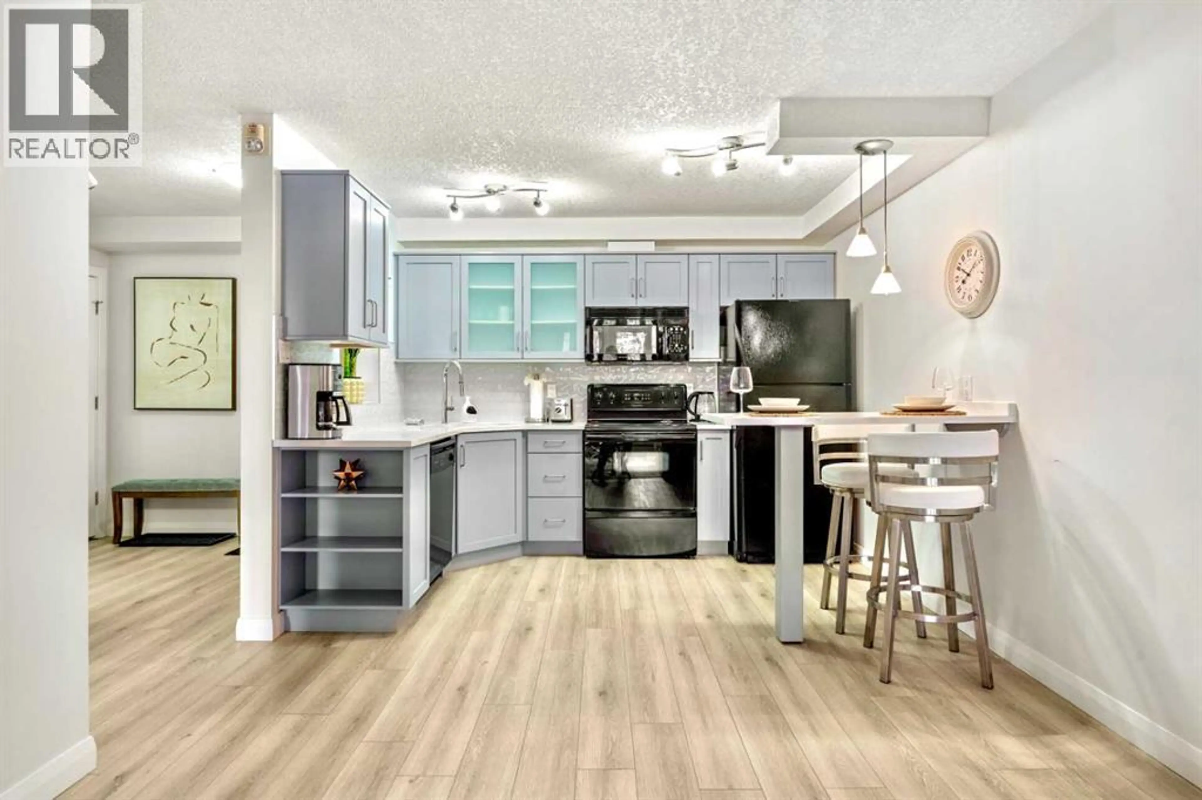 Property at #301 605 14 AVENUE SW, Calgary, AB