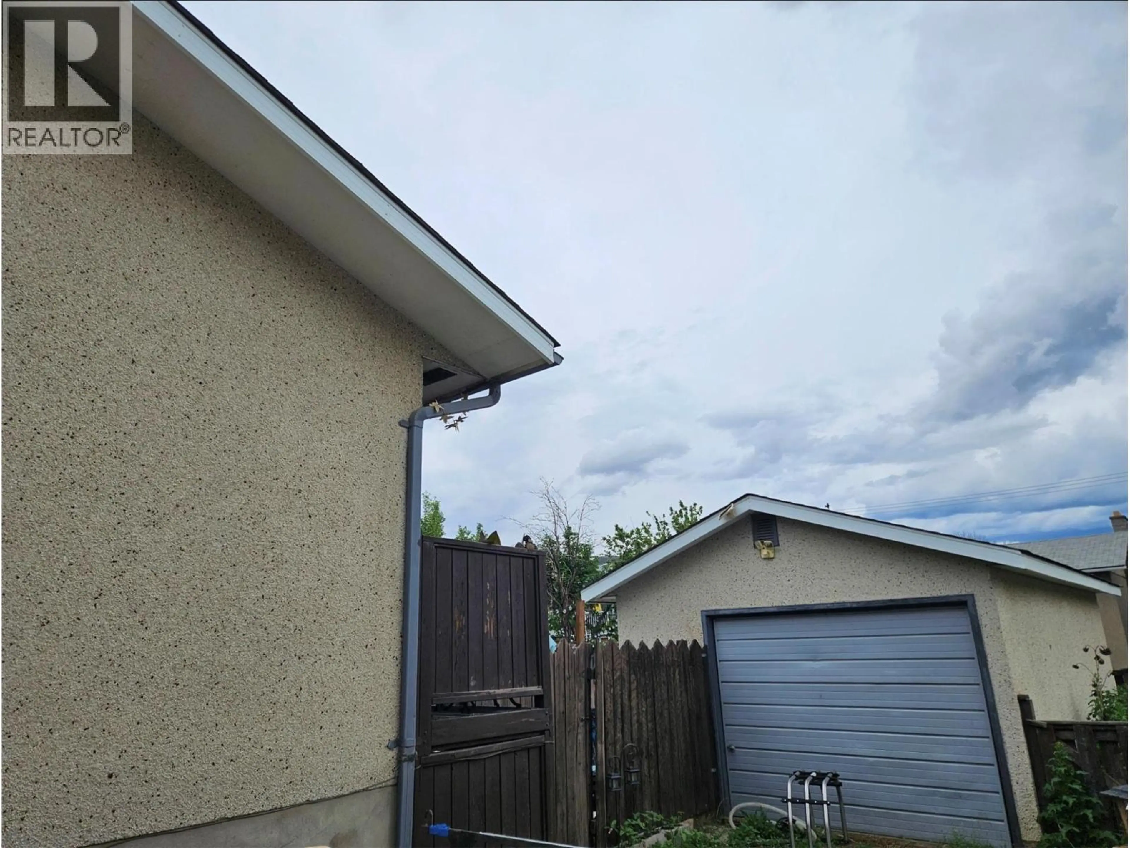 Property at 640 | 642 COURTENAY CRESCENT CRESCENT, Kamloops, BC