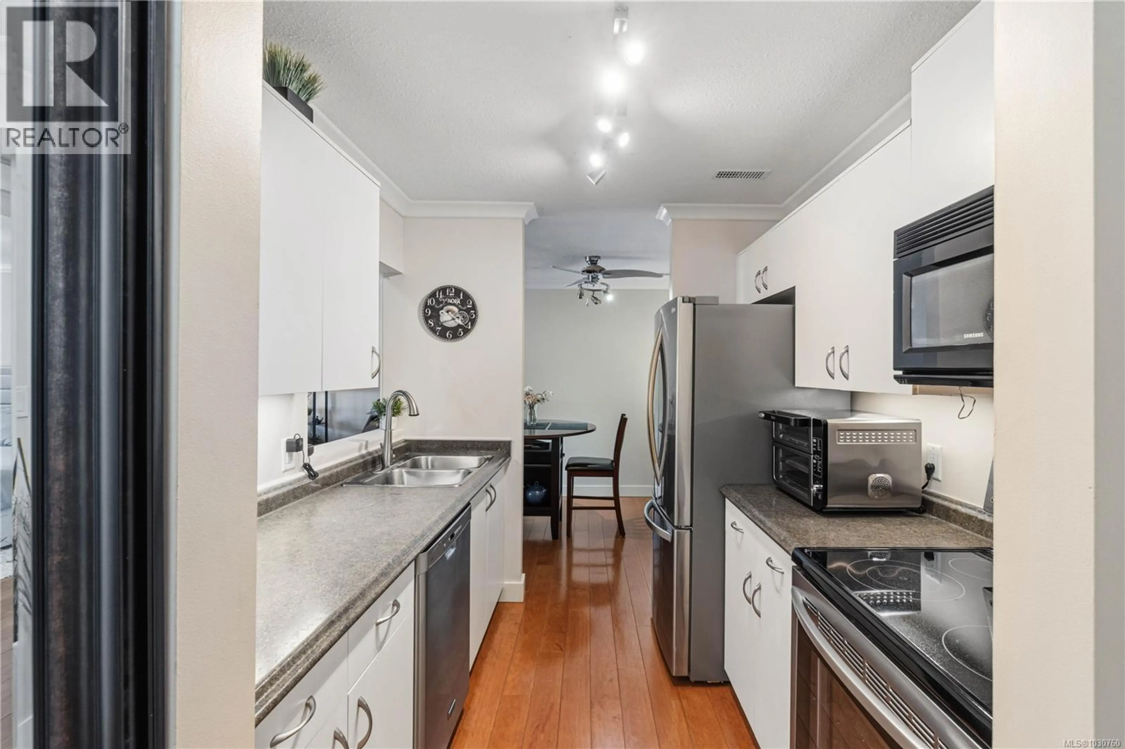 Property at #409 4701 UPLANDS DR, Nanaimo, BC