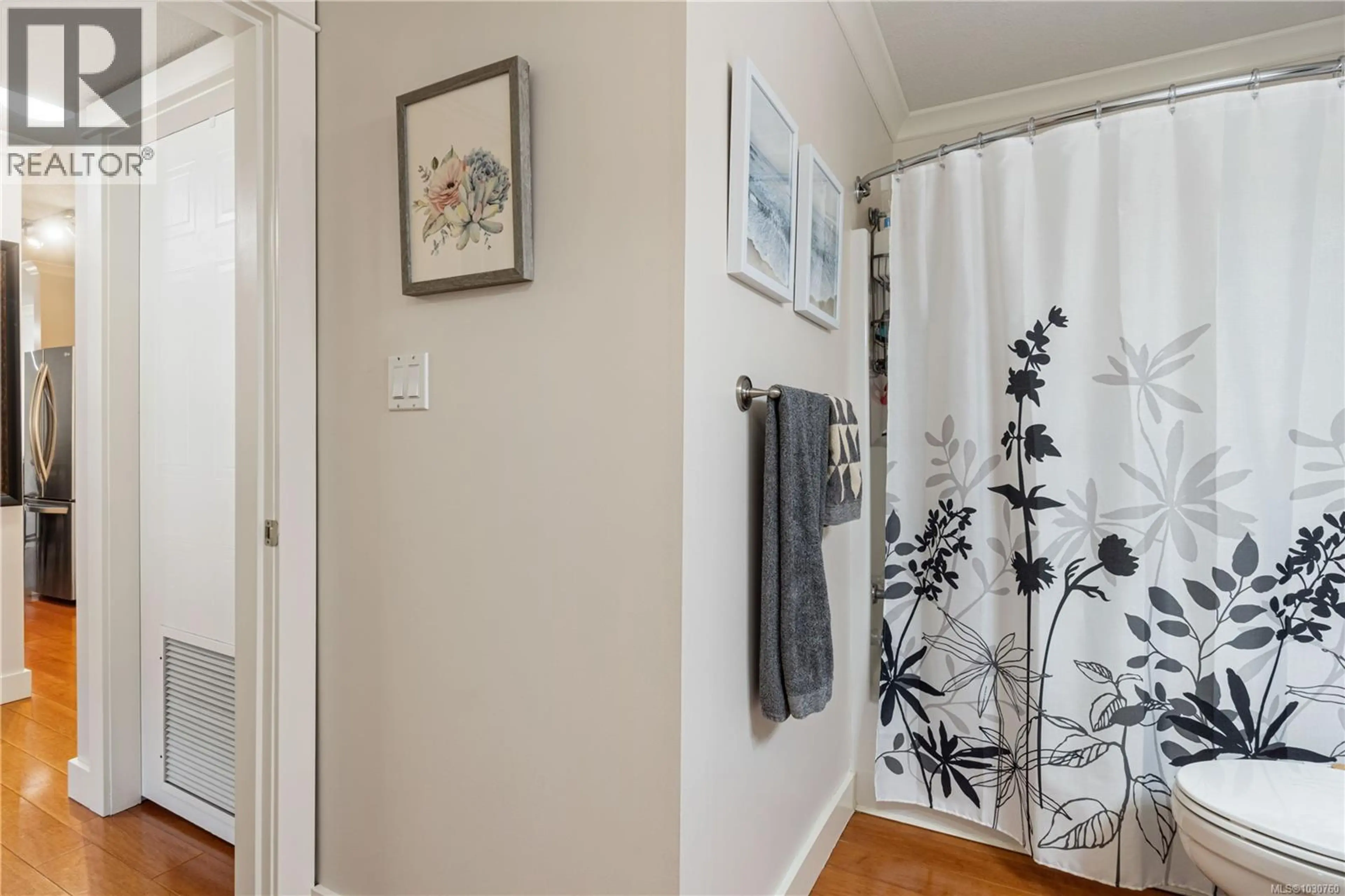 Property at #409 4701 UPLANDS DR, Nanaimo, BC