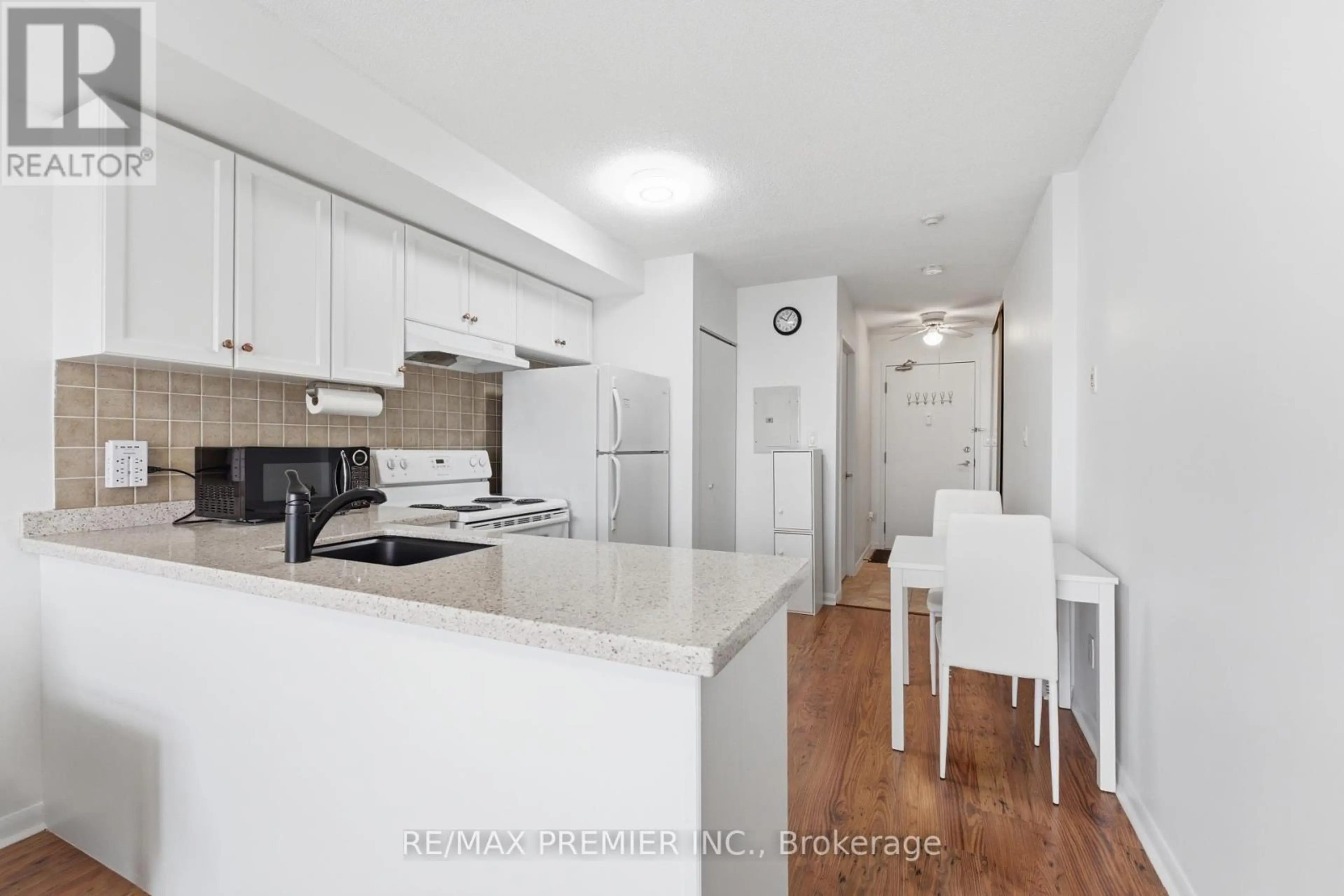 Property at #815 2464 WESTON ROAD, Toronto, ON