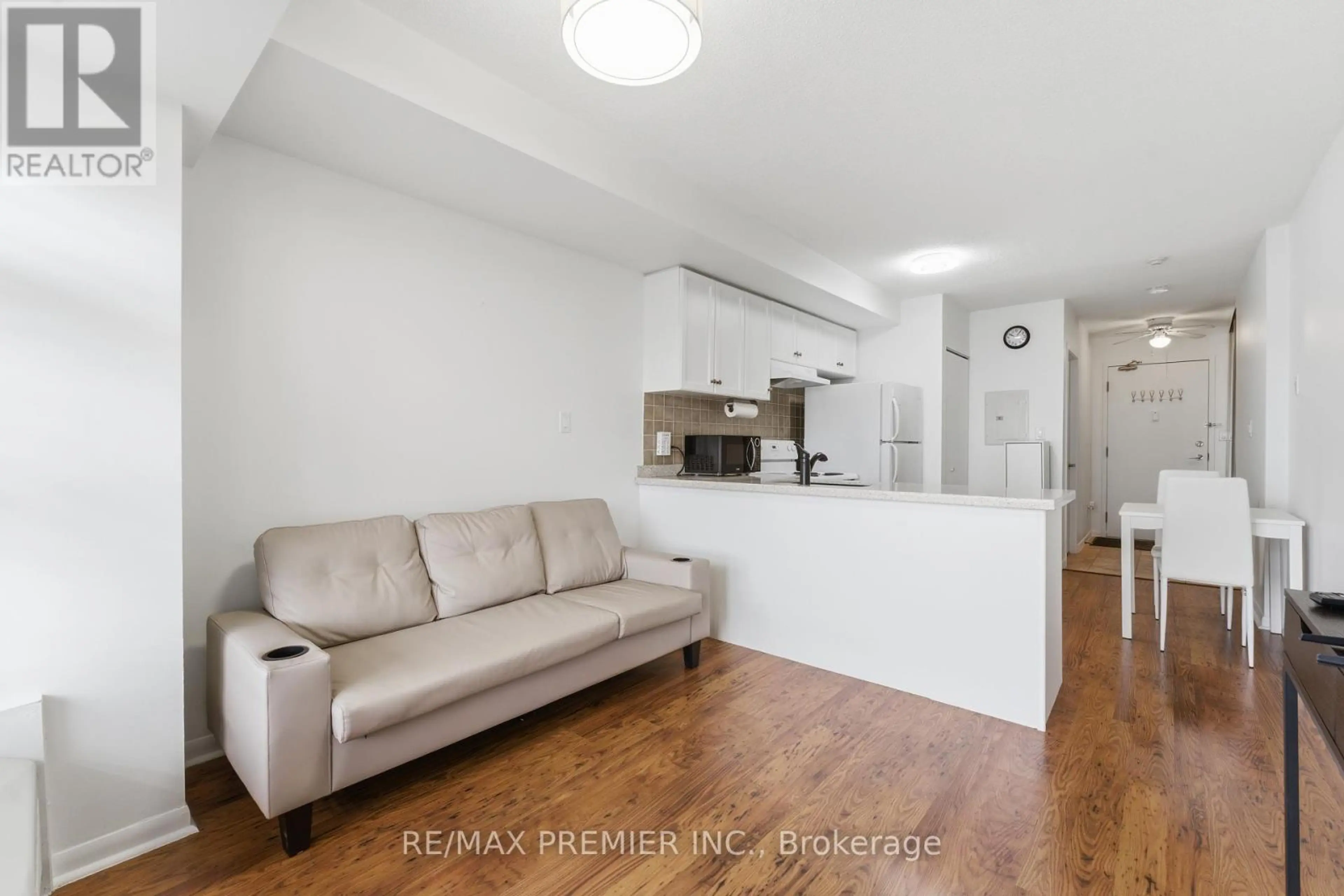 Property at #815 2464 WESTON ROAD, Toronto, ON