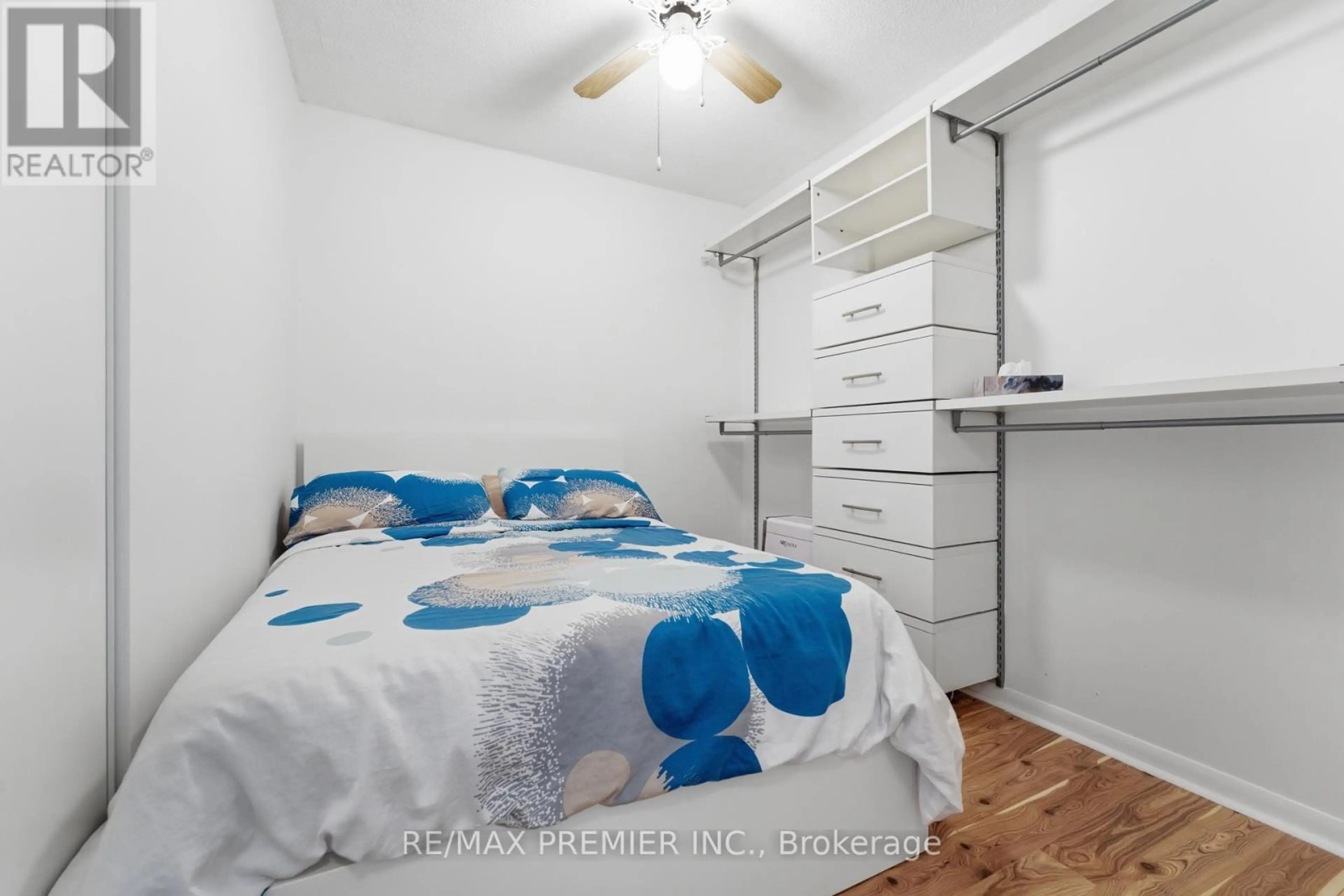 Property at #815 2464 WESTON ROAD, Toronto, ON