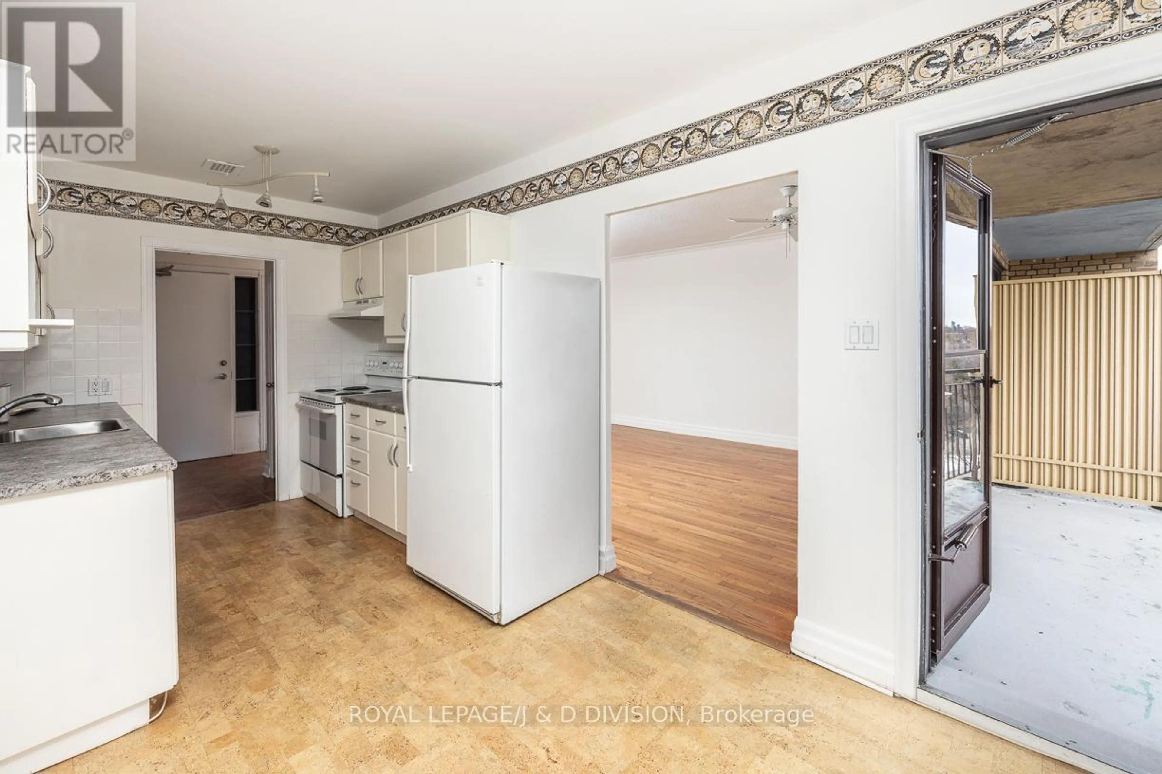 Property at #716 660 EGLINTON AVENUE W, Toronto, ON