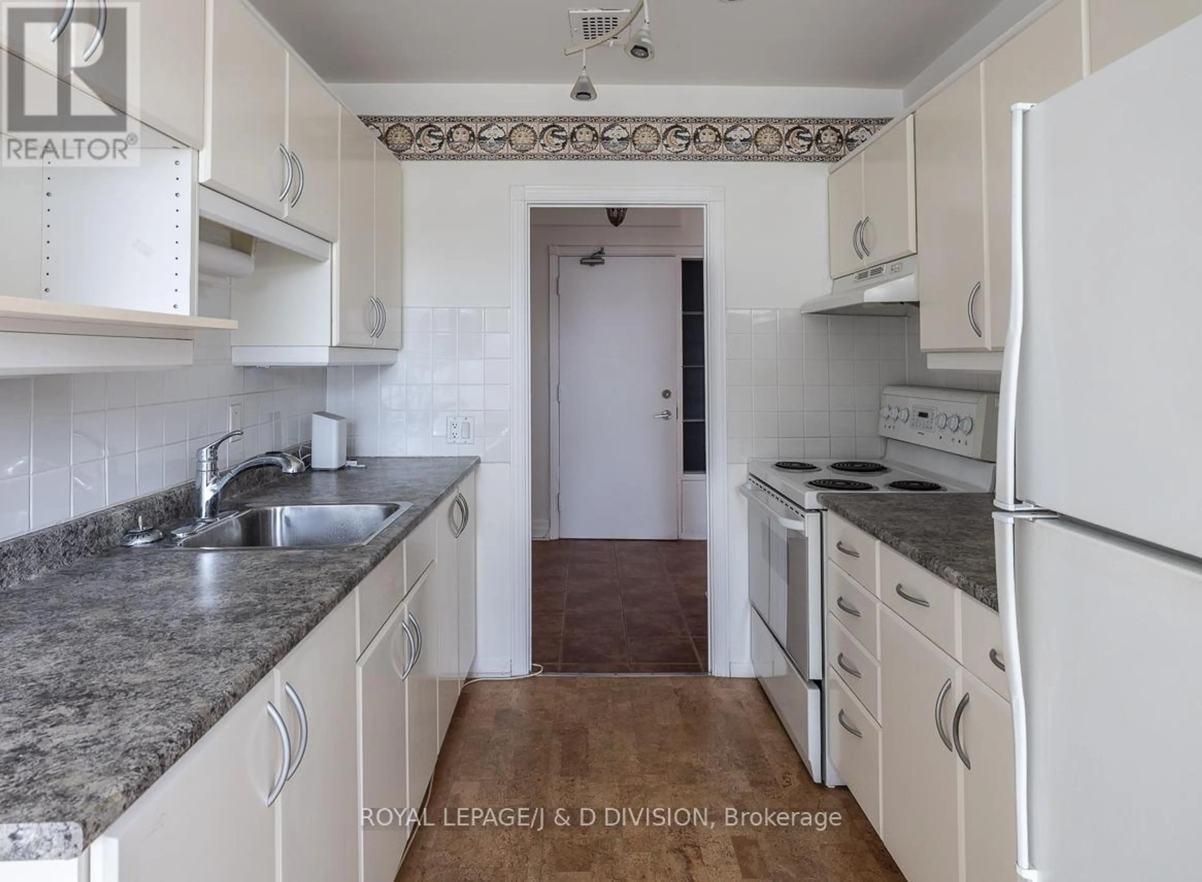 Property at #716 660 EGLINTON AVENUE W, Toronto, ON