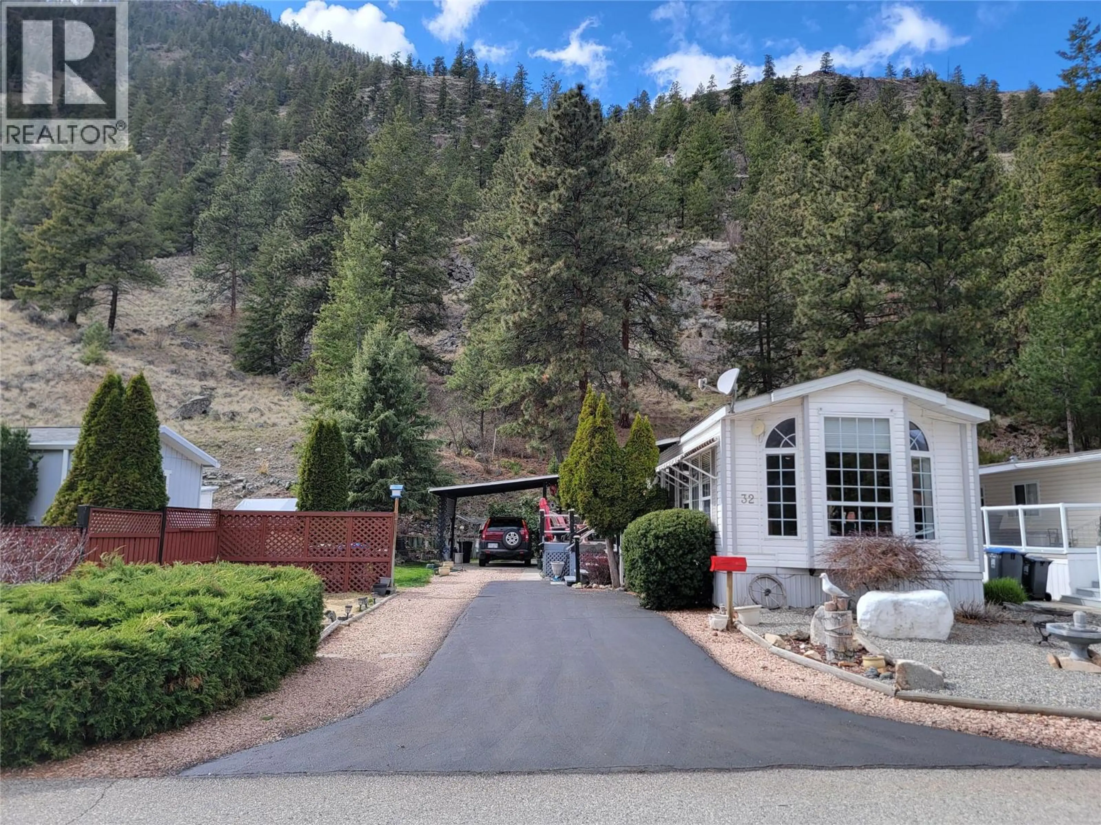 Property at #32 1292 HIGHWAY 3A, Keremeos, BC