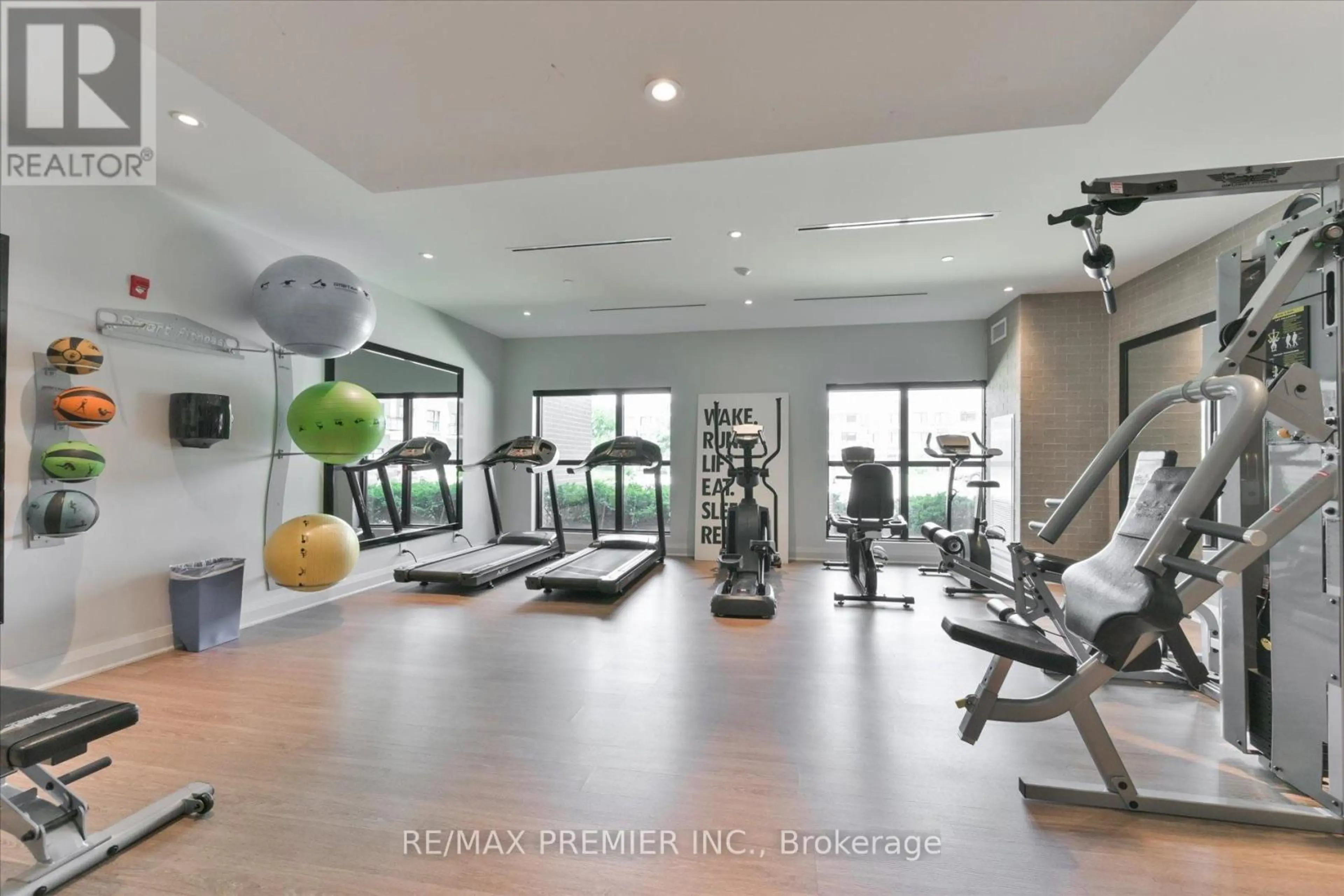 Property at #421 102 GROVEWOOD COMMON, Oakville, ON