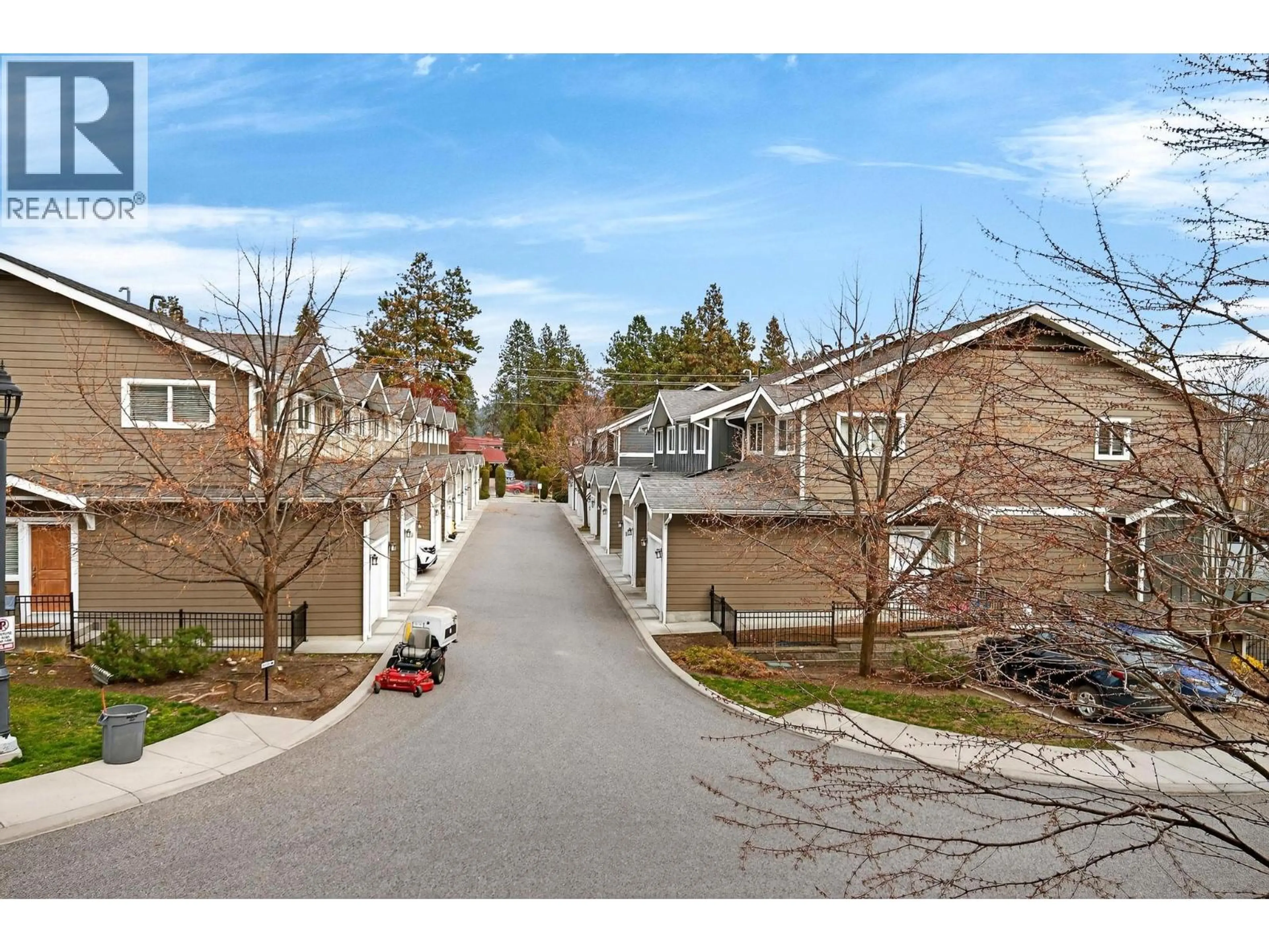 Property at #71 600 BOYNTON PLACE, Kelowna, BC