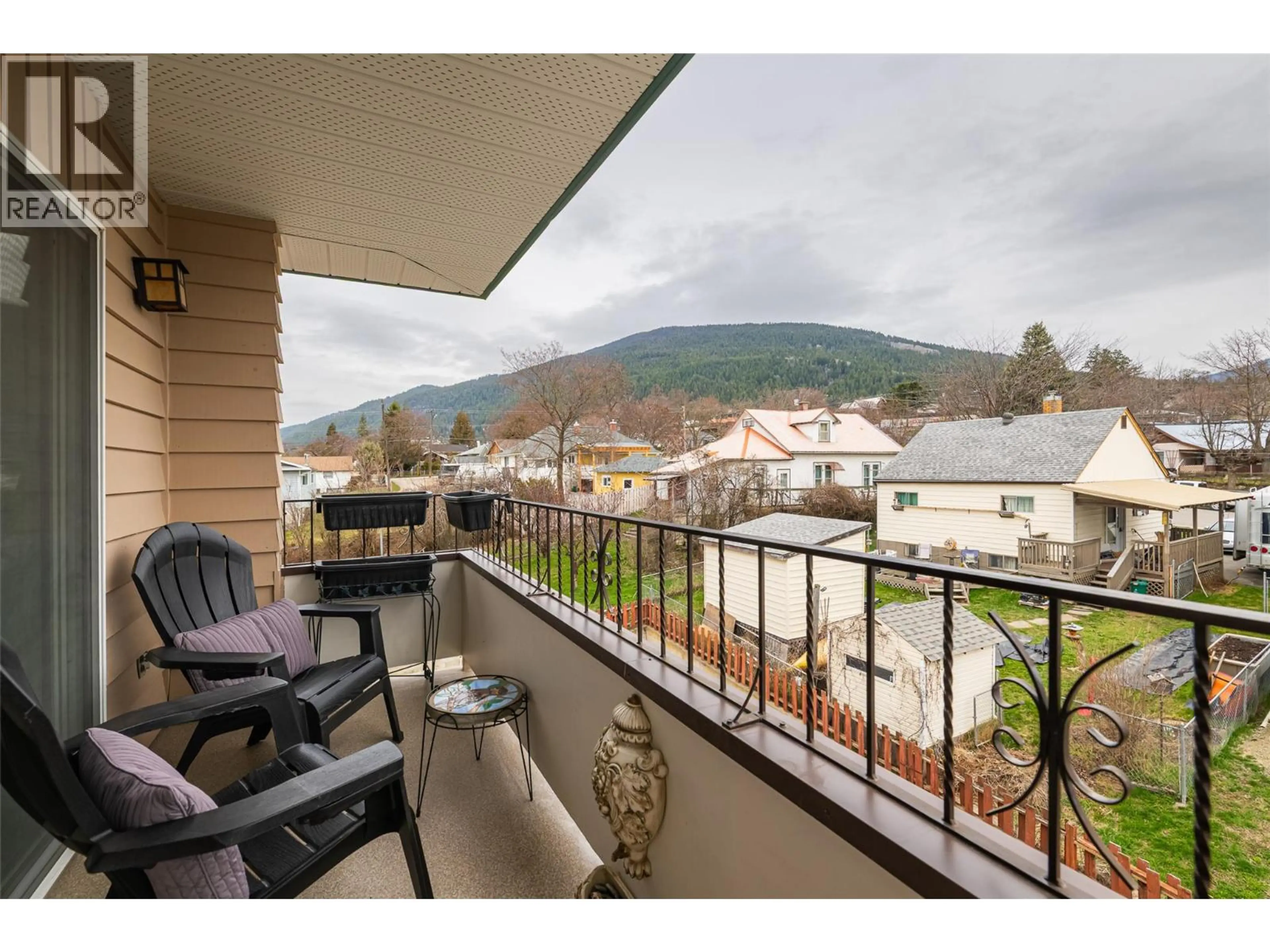 Property at #403 914 VANCOUVER STREET, Creston, BC
