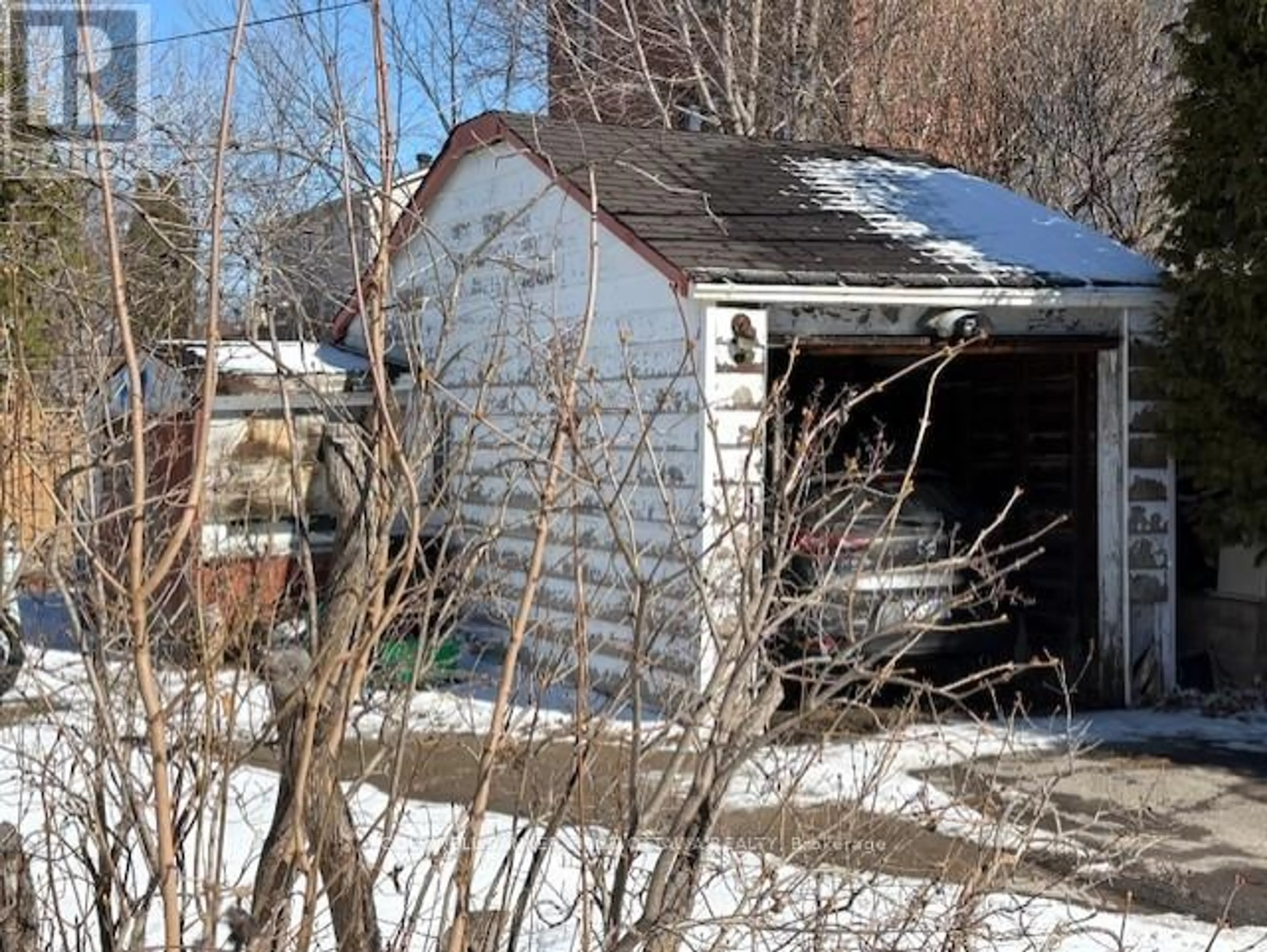 Property at 185 COMPTON AVENUE, Ottawa, ON