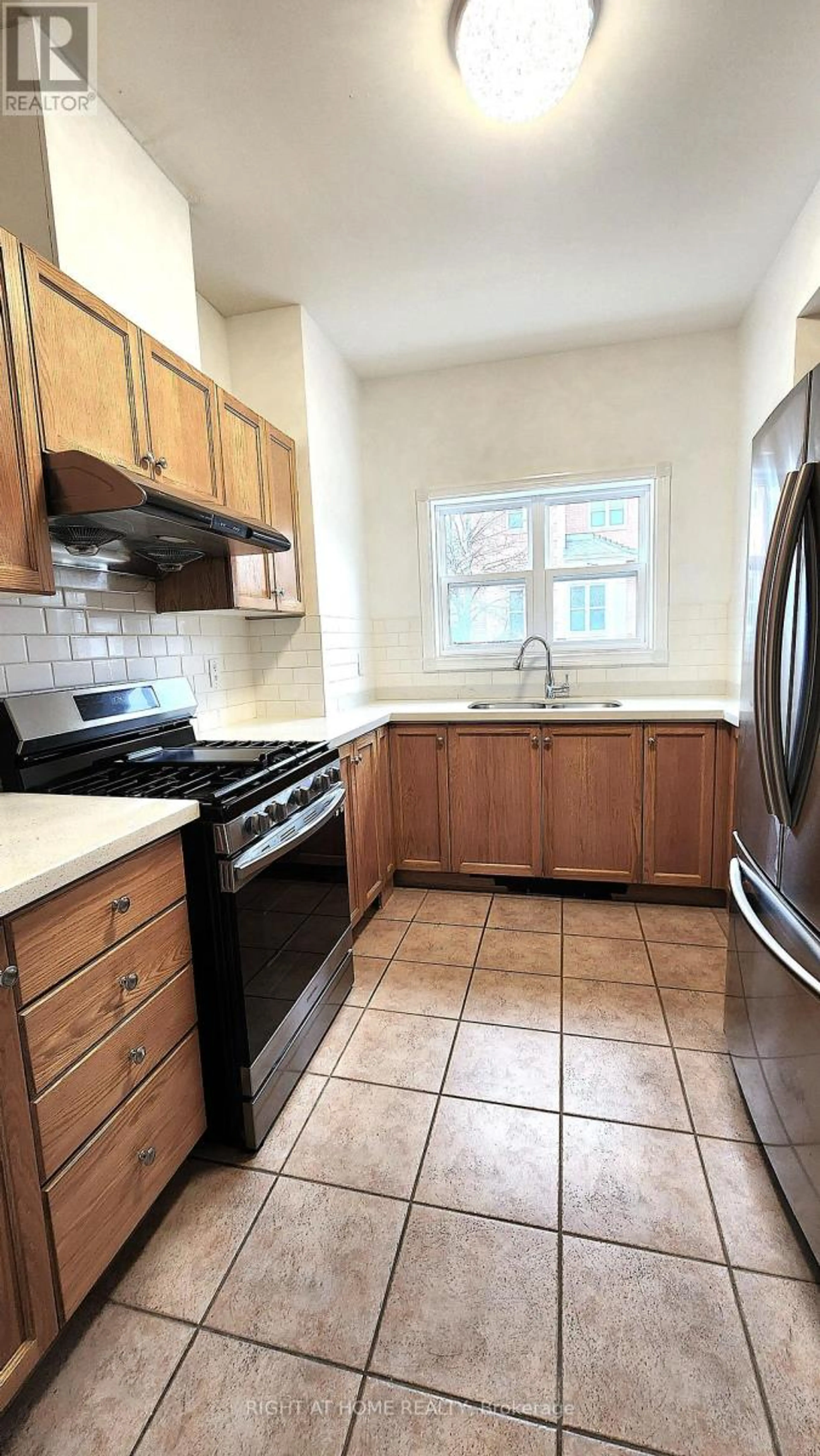 Property at 9 MAPLE PARK WAY, Markham, ON