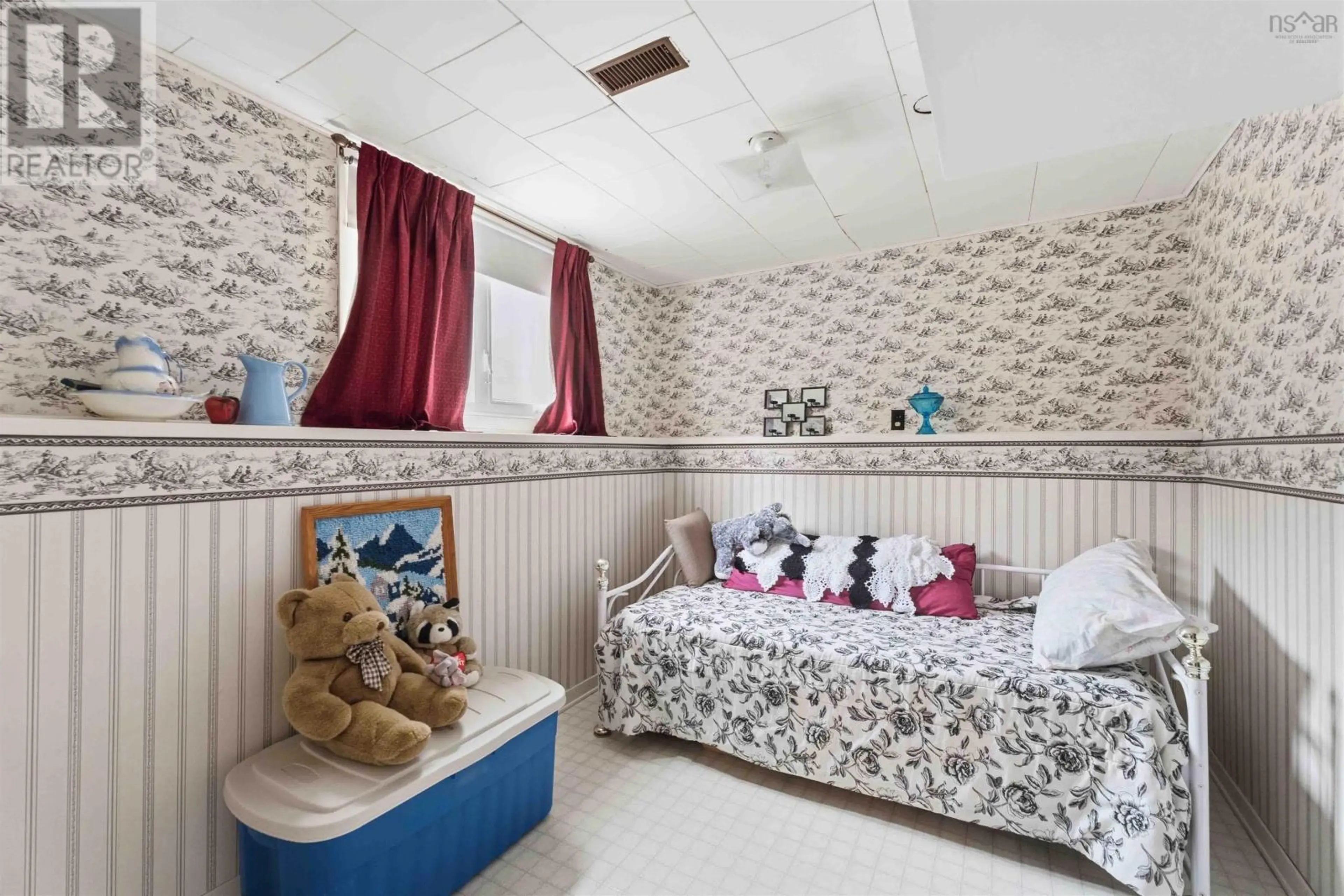 Property at 3 INGLEWOOD AVENUE, Kentville, NS