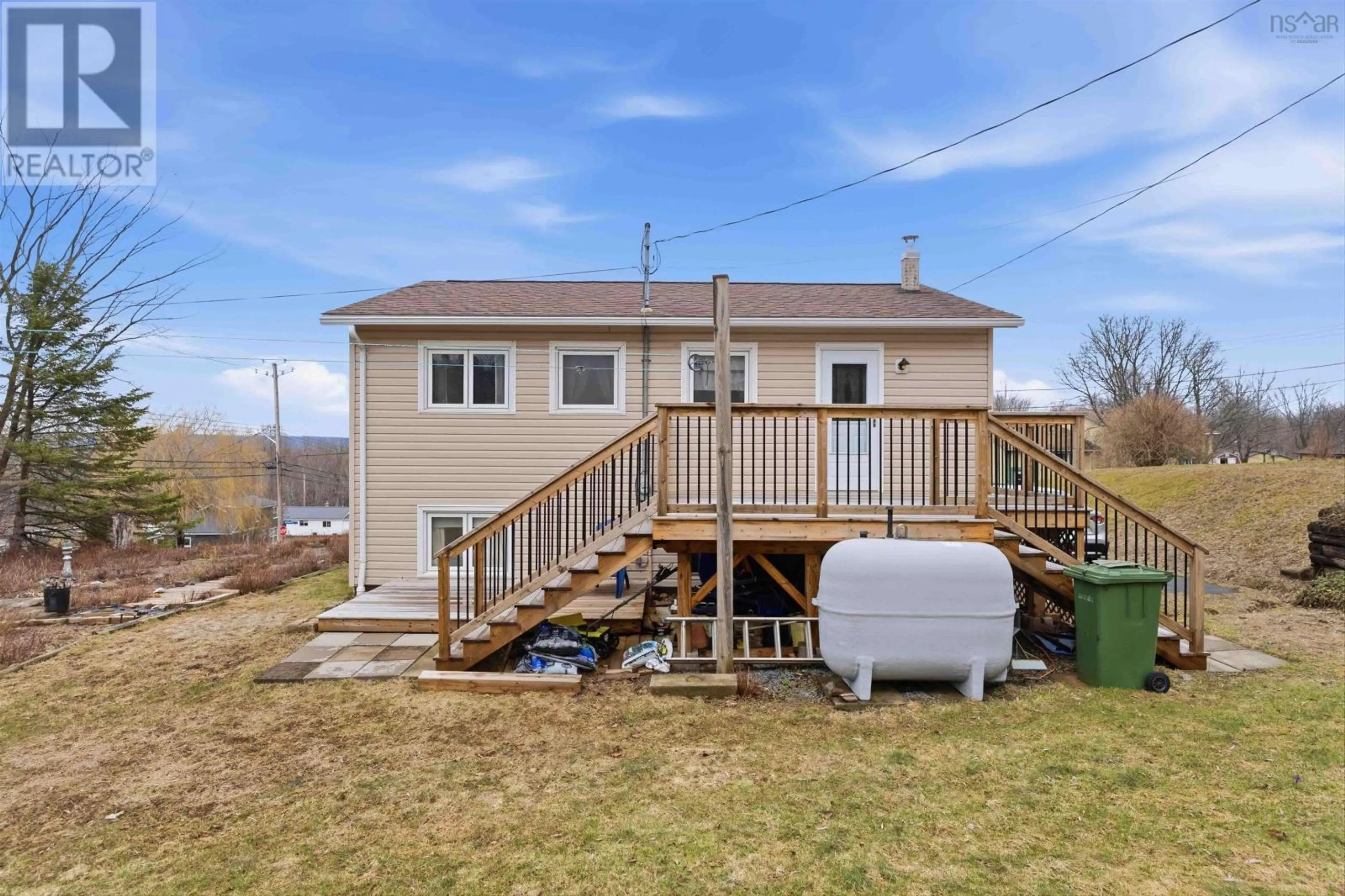 Property at 3 INGLEWOOD AVENUE, Kentville, NS