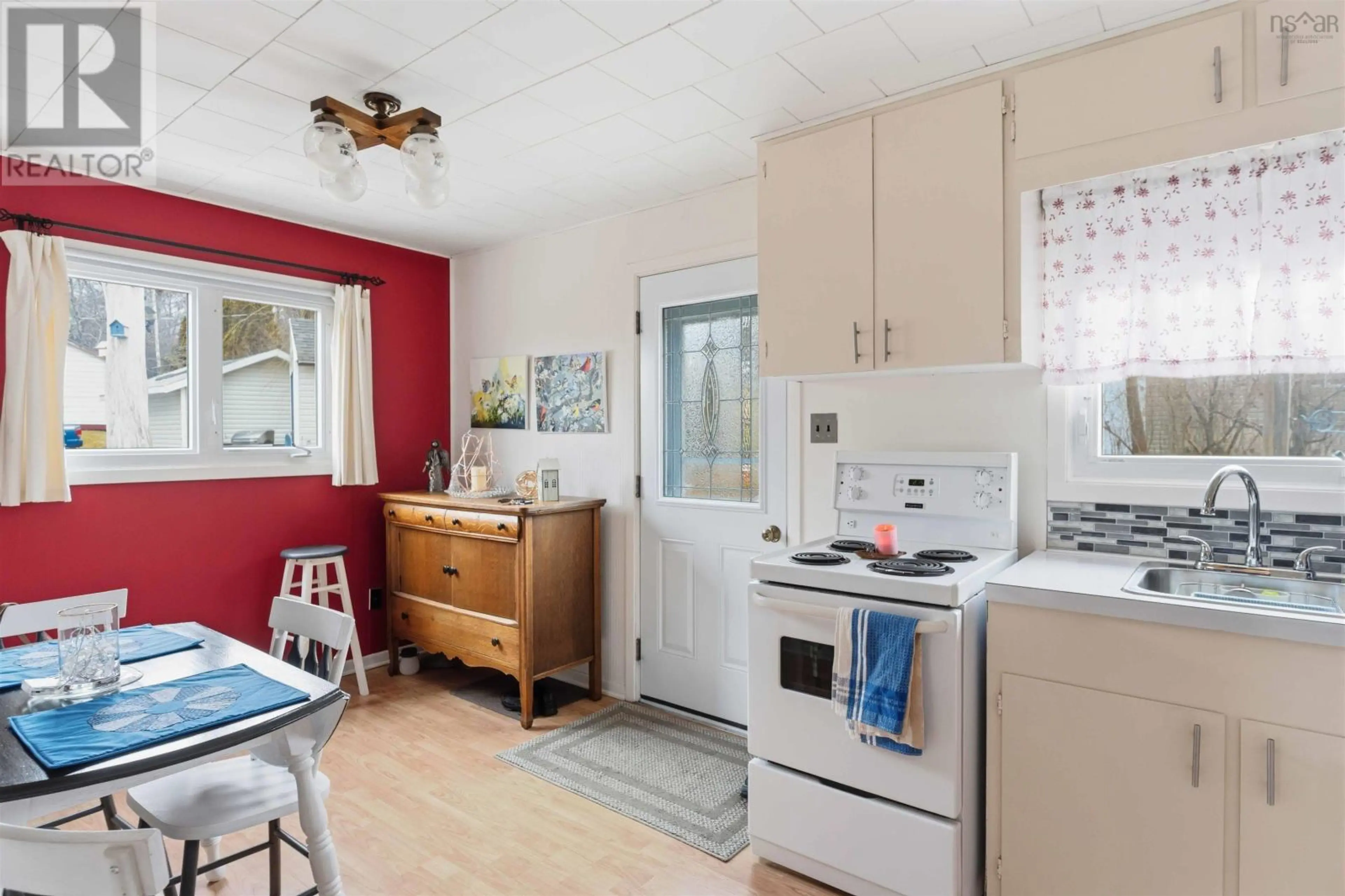 Property at 3 INGLEWOOD AVENUE, Kentville, NS