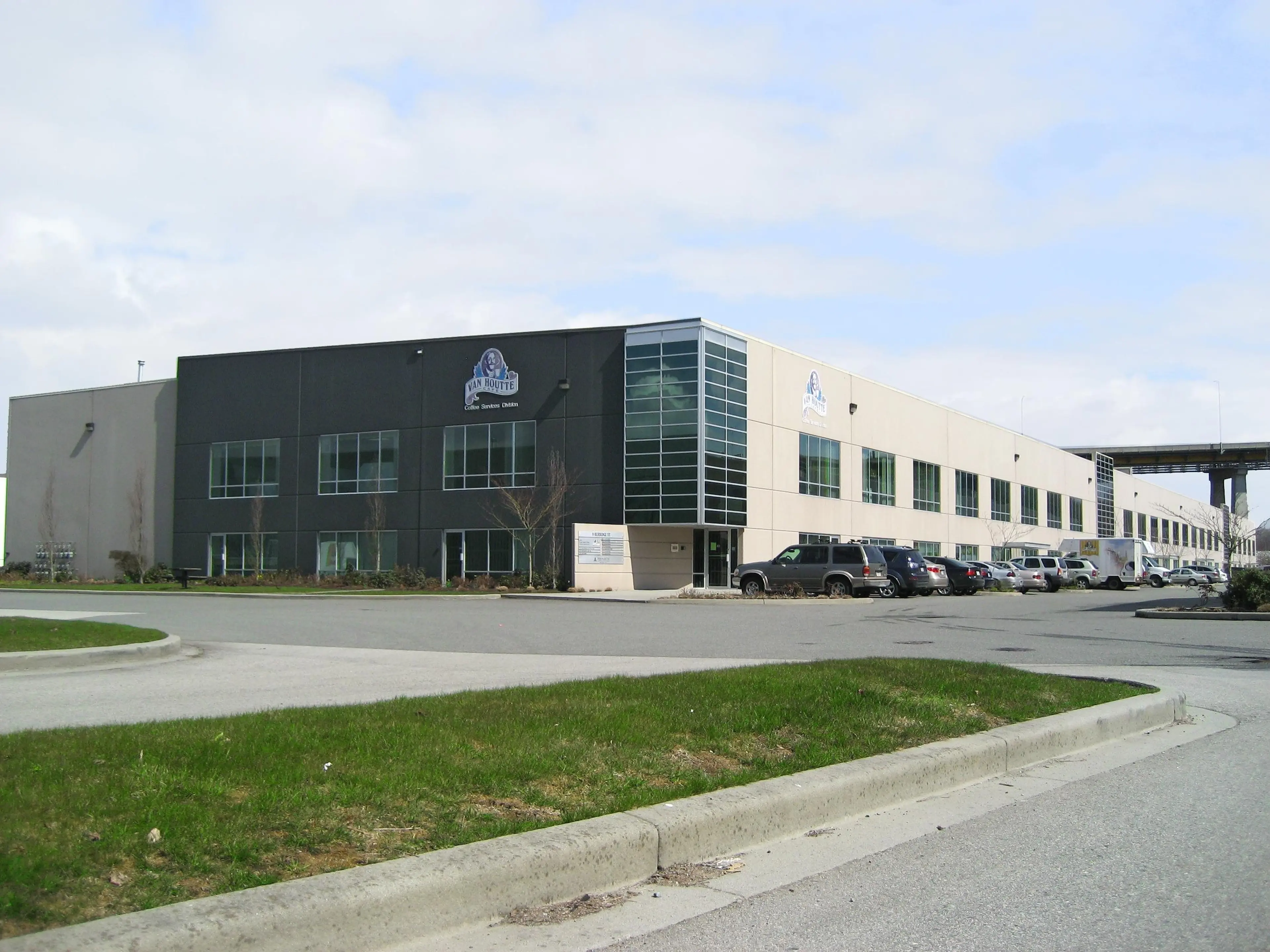 #129-130 9 BURBIDGE STREET - Image 2