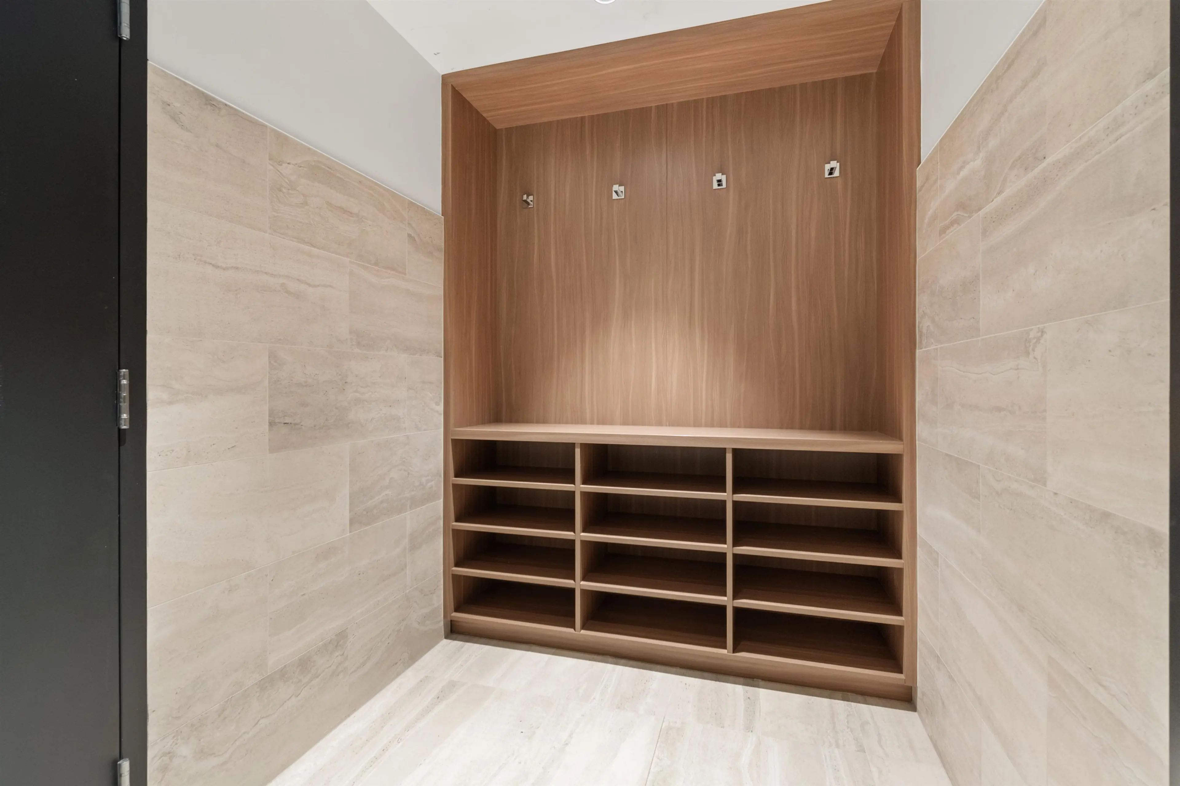 Property at #604 120 ESPLANADE AVENUE, Harrison Hot Springs, BC