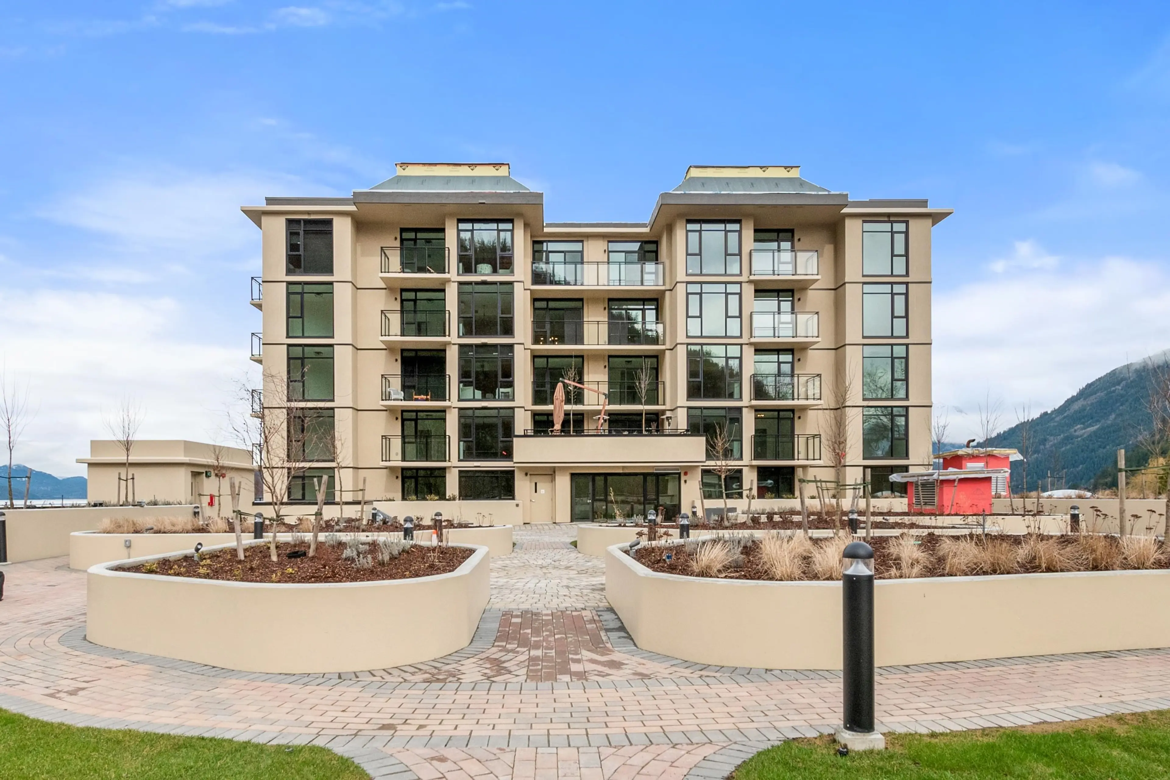 Property at #604 120 ESPLANADE AVENUE, Harrison Hot Springs, BC