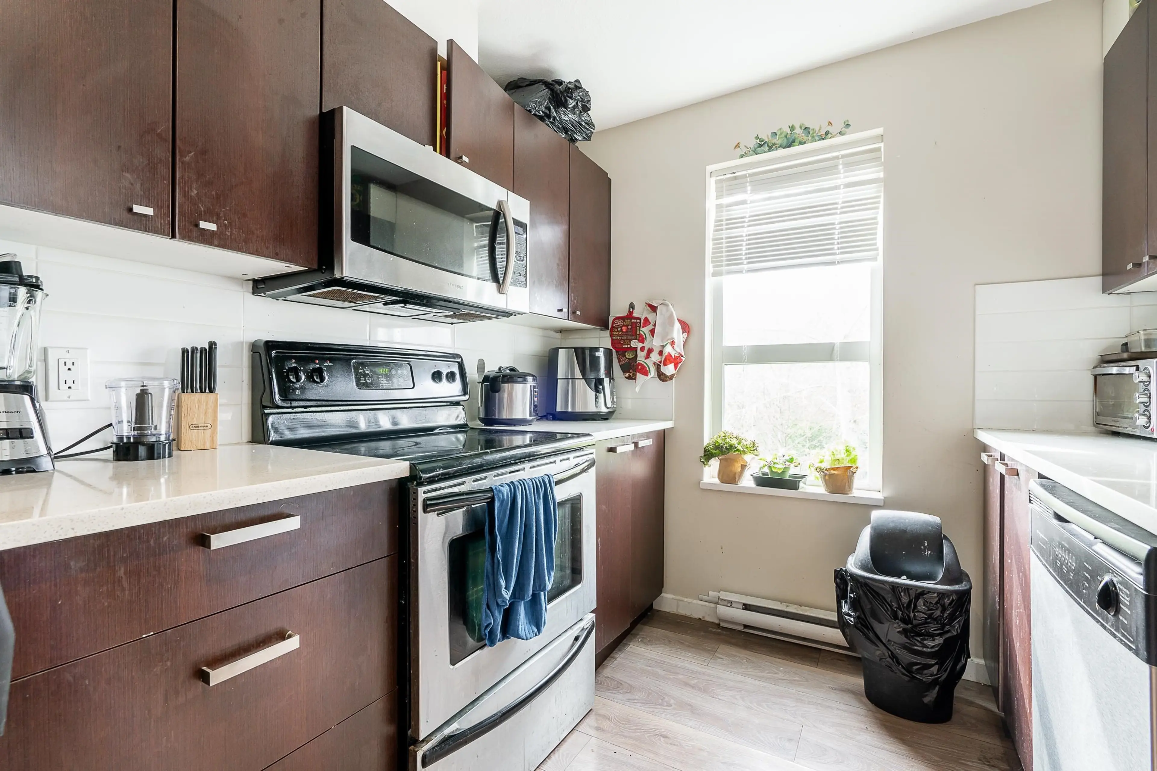 Property at #204 18755 68 AVENUE, Surrey, BC