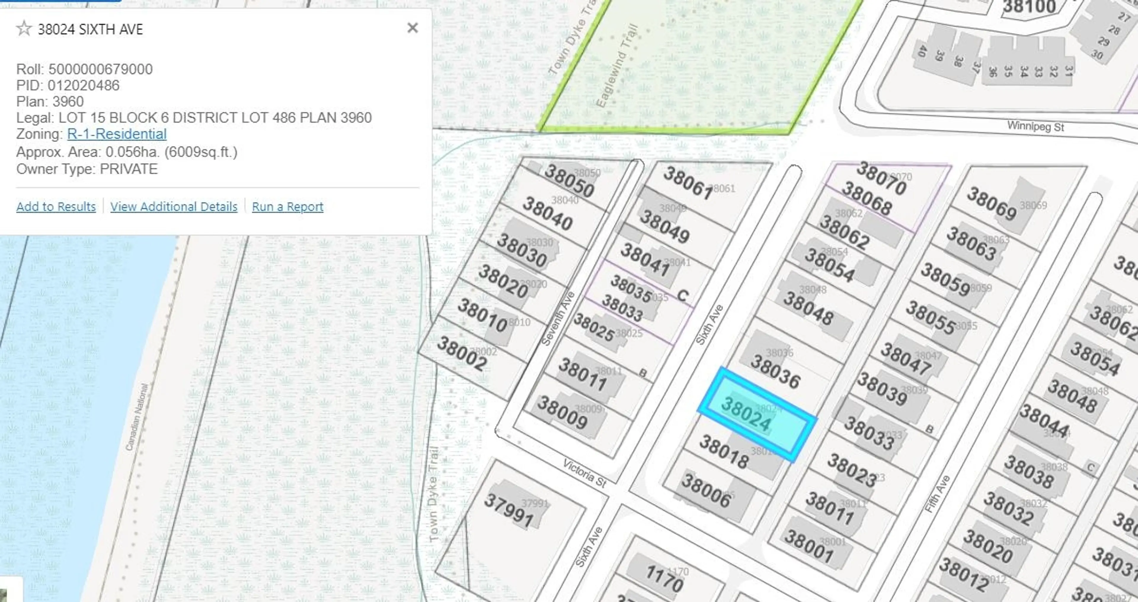 Property at 38024 SIXTH AVENUE, Squamish, BC