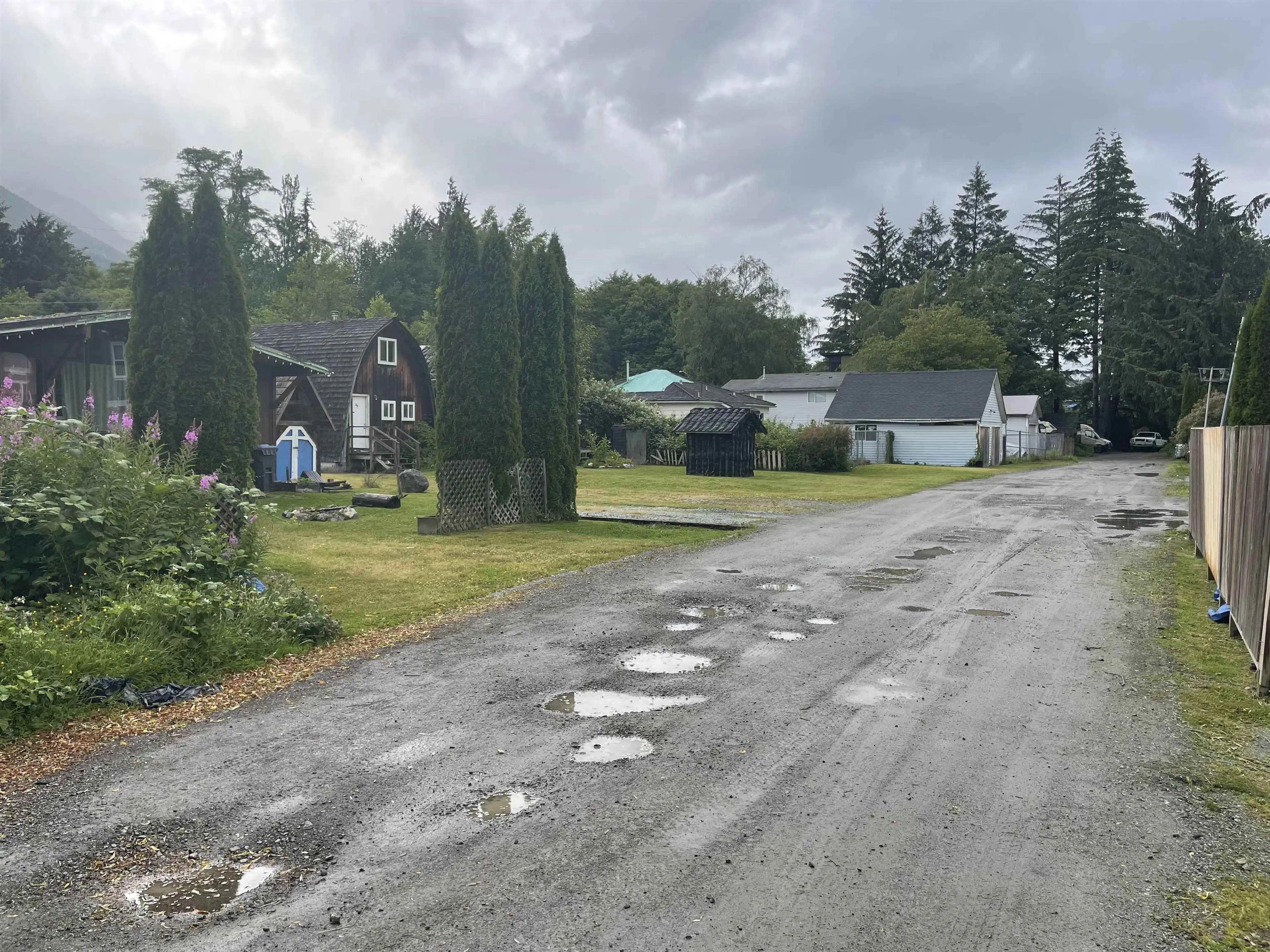 Property at 38036 SIXTH AVENUE, Squamish, BC